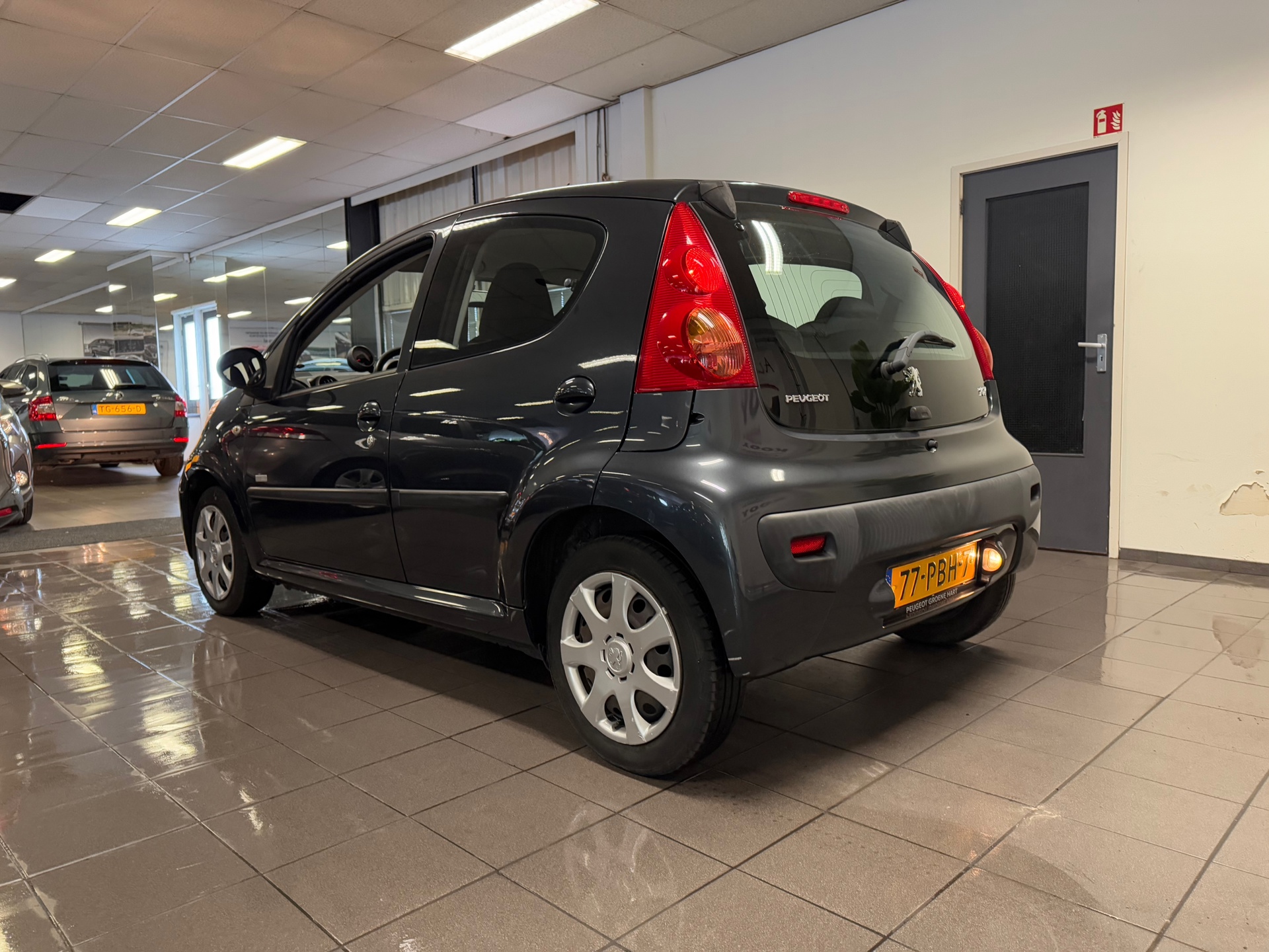 https://www.autokooy.nl//xml/images/44793381-3.JPG
