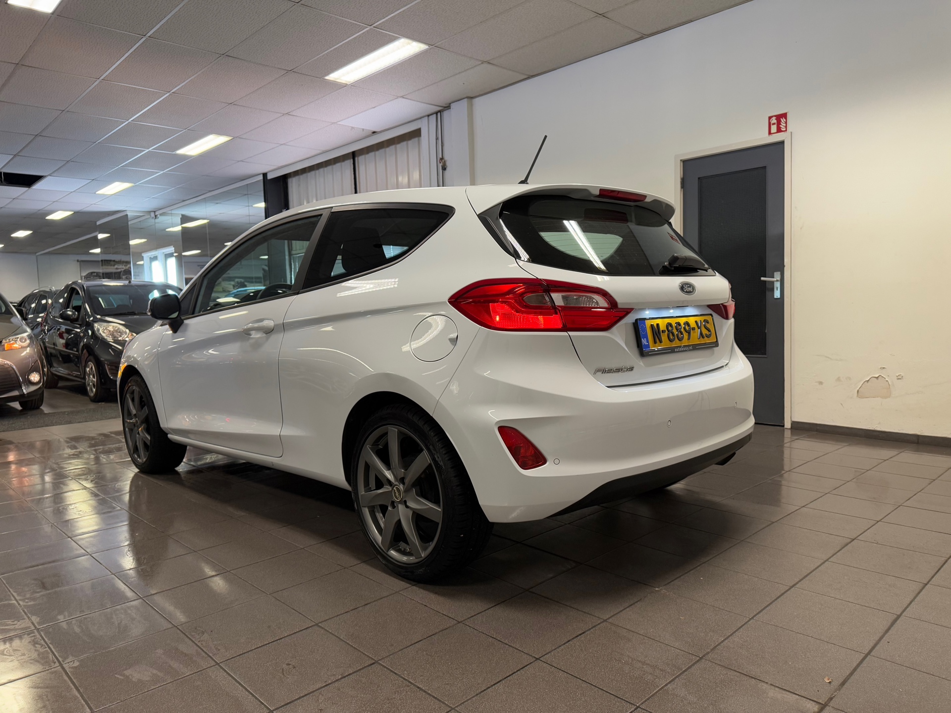 https://www.autokooy.nl//xml/images/44916687-3.JPG