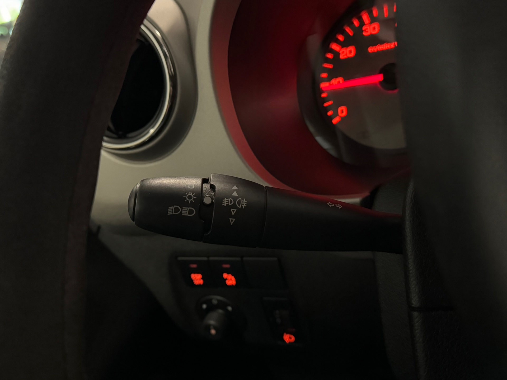 https://www.autokooy.nl//xml/images/44972897-14.JPG