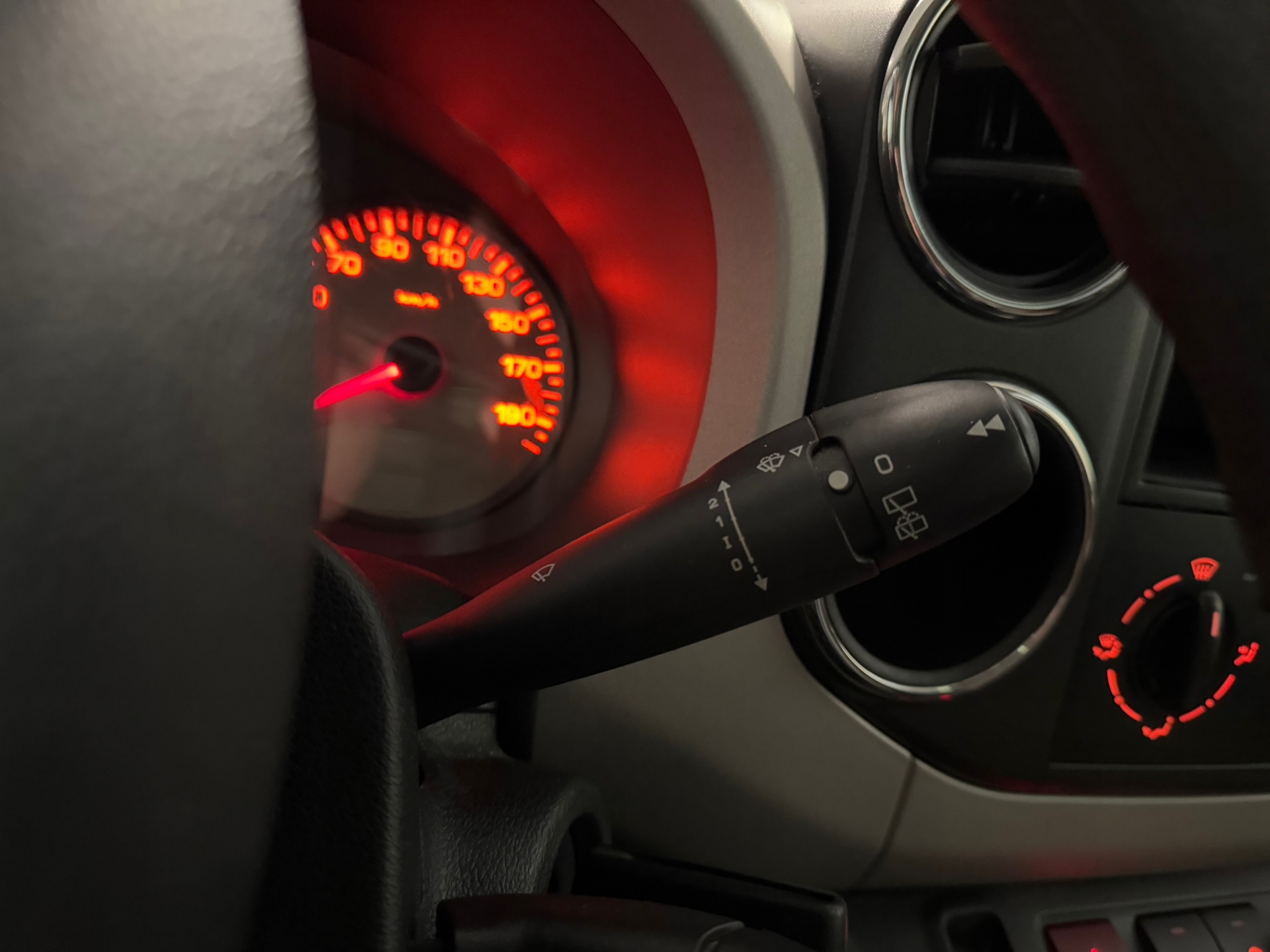 https://www.autokooy.nl//xml/images/44972897-15.JPG