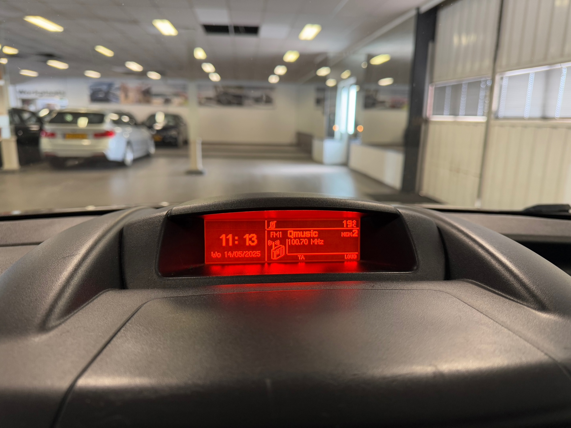 https://www.autokooy.nl//xml/images/44972897-16.JPG
