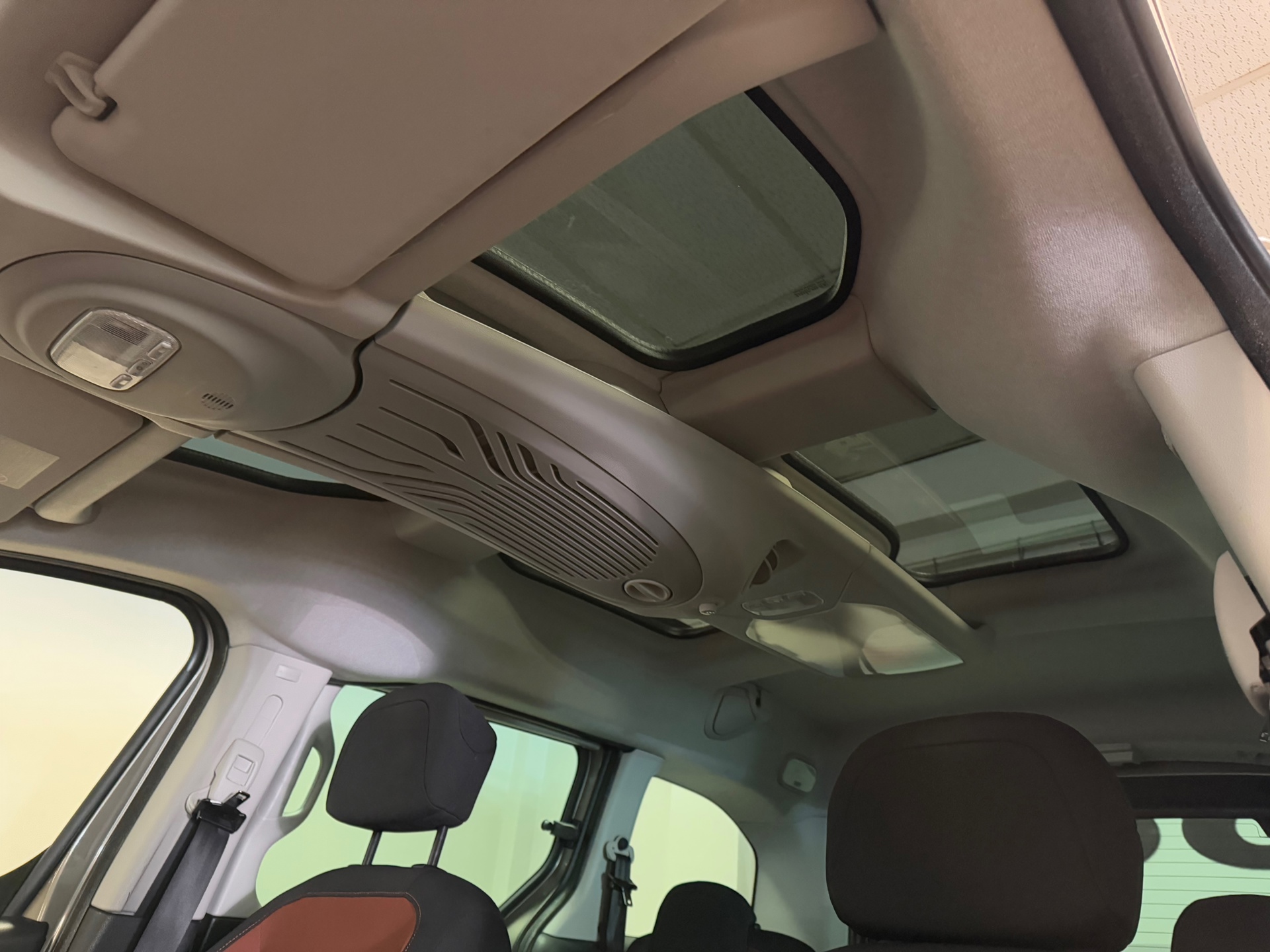 https://www.autokooy.nl//xml/images/44972897-22.JPG