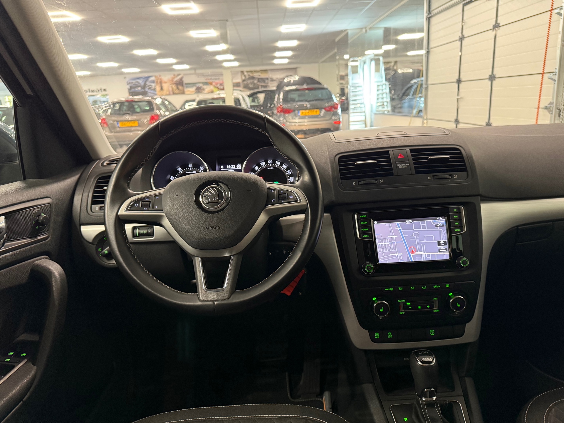 https://www.autokooy.nl//xml/images/45308463-22.JPG