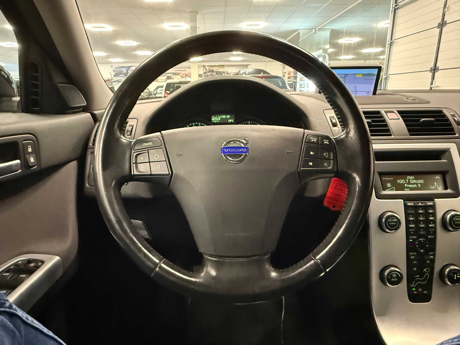 https://www.autokooy.nl//xml/images/45308983-13.JPG