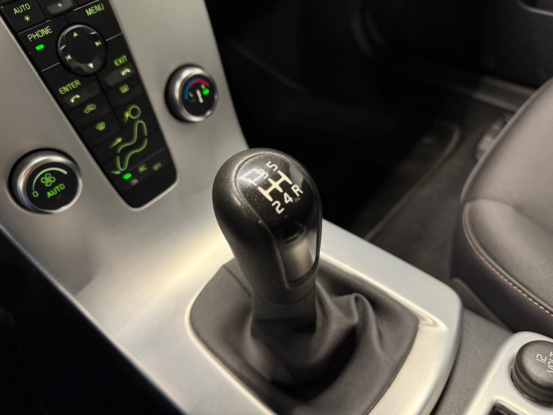 https://www.autokooy.nl//xml/images/45308983-20.JPG