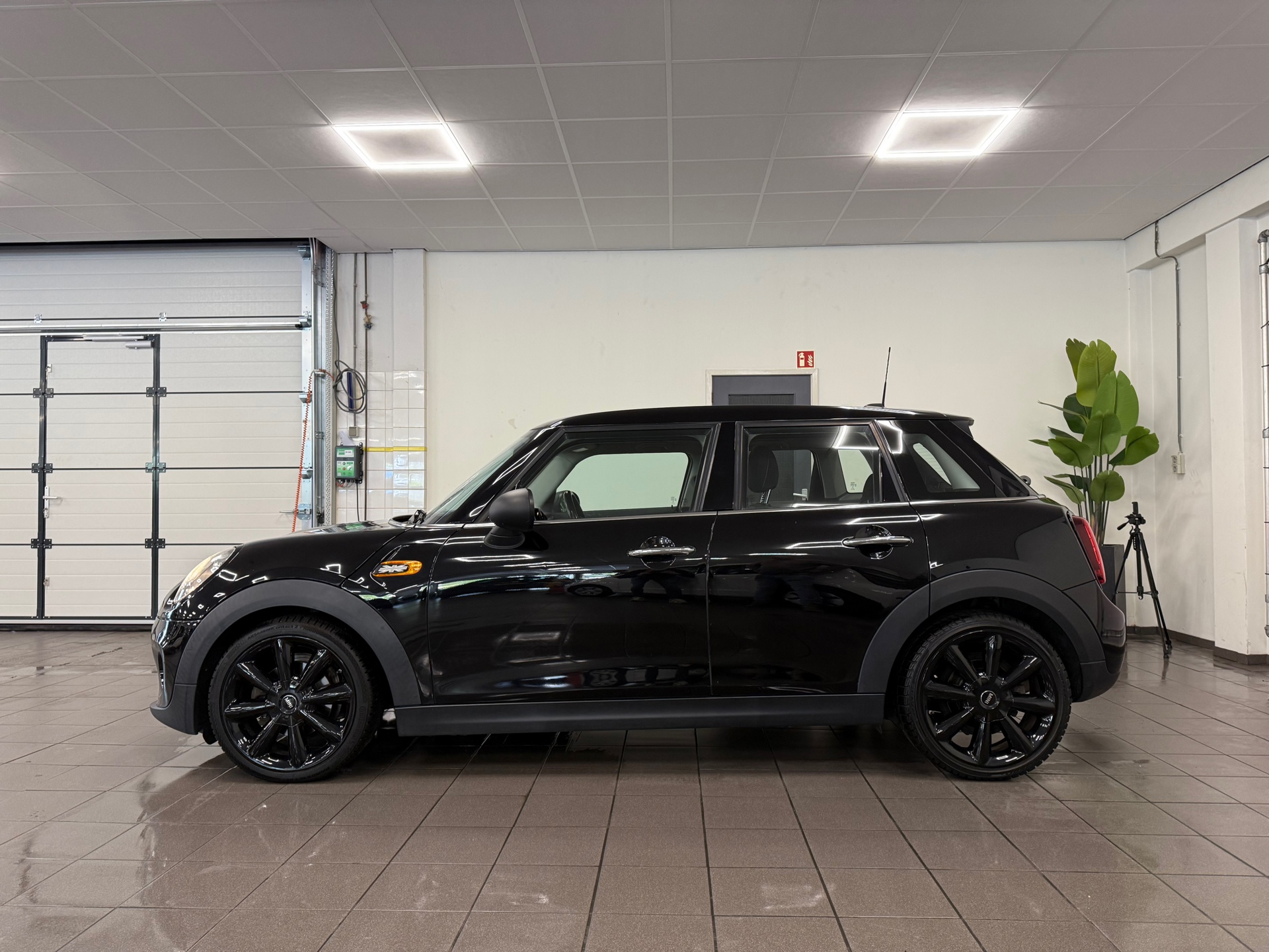 https://www.autokooy.nl//xml/images/45309132-2.JPG