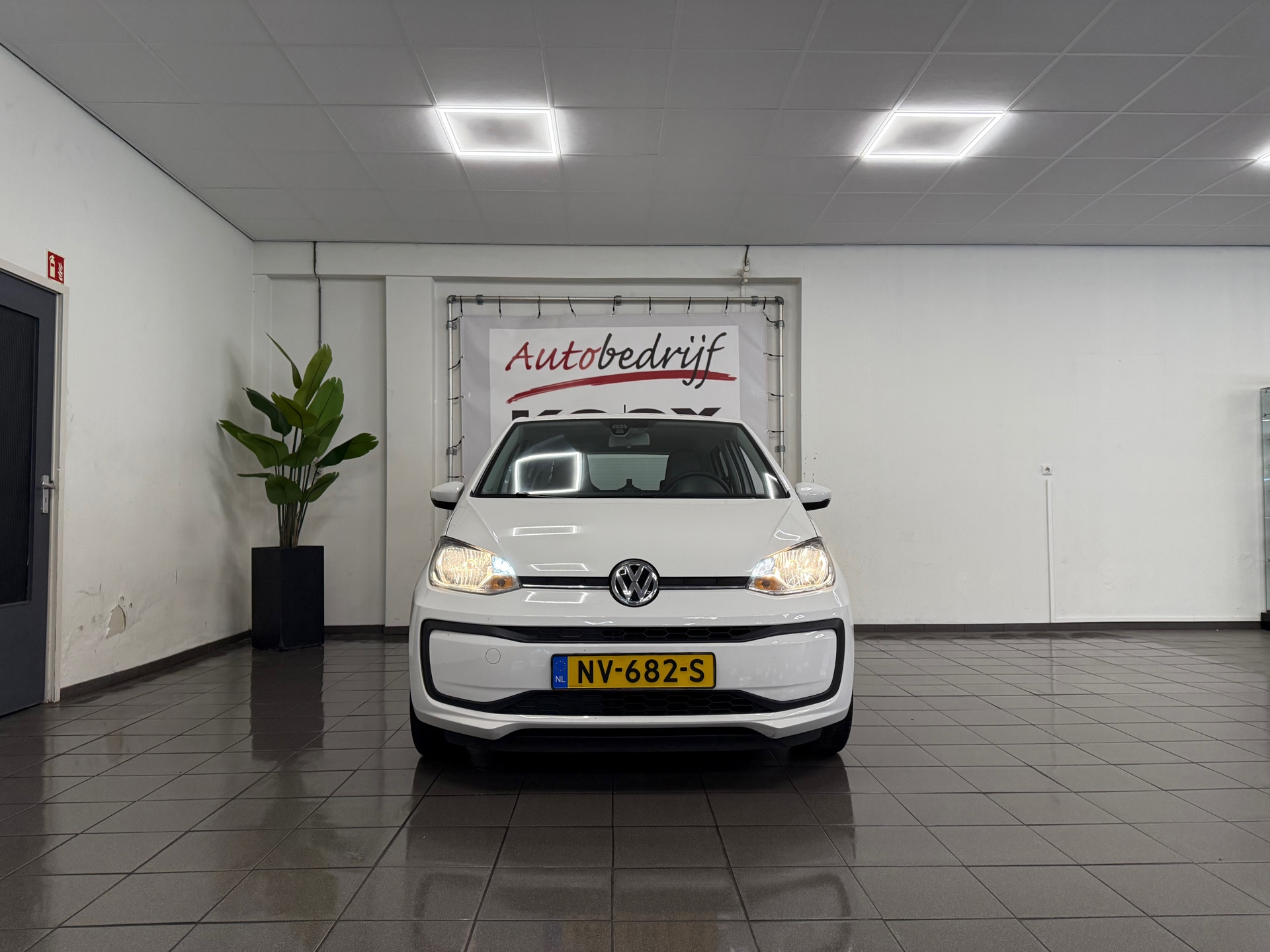 https://www.autokooy.nl//xml/images/45309232-8.JPG