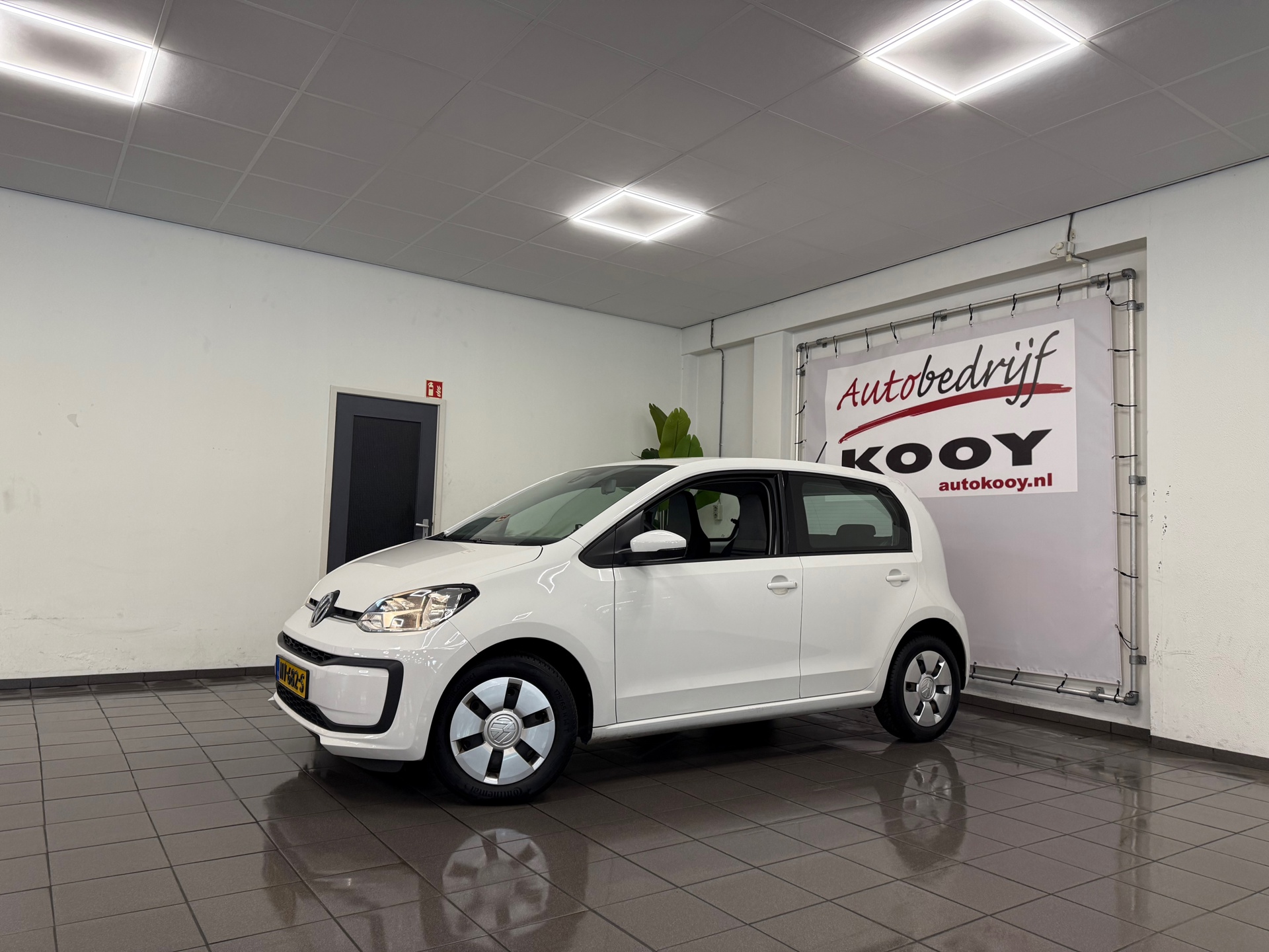 https://www.autokooy.nl//xml/images/45309232-9.JPG