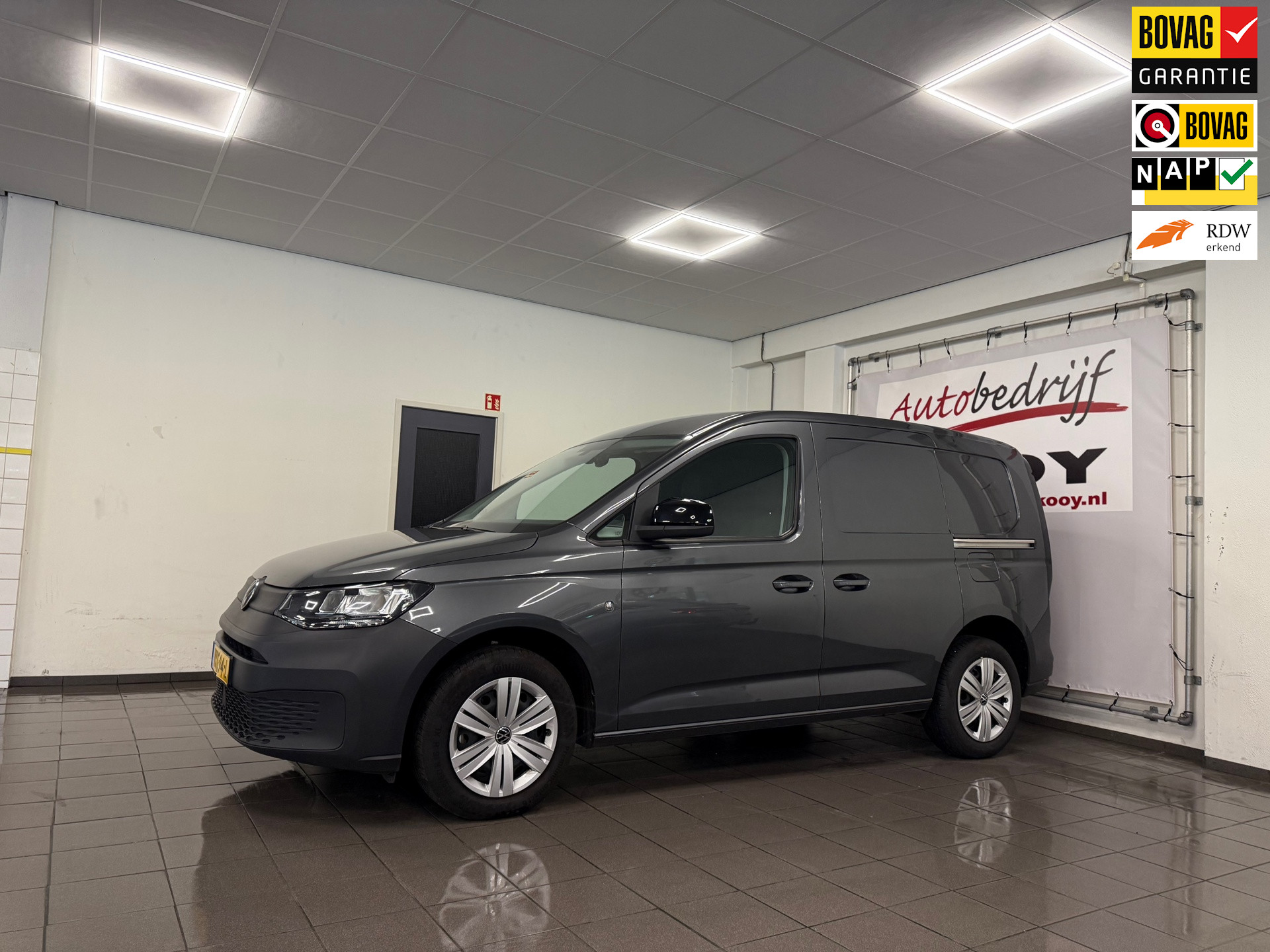 Volkswagen Caddy Cargo 2.0 TDI Comfort * Automaat / Dubbele schuifdeuren / Carplay / NL Auto *