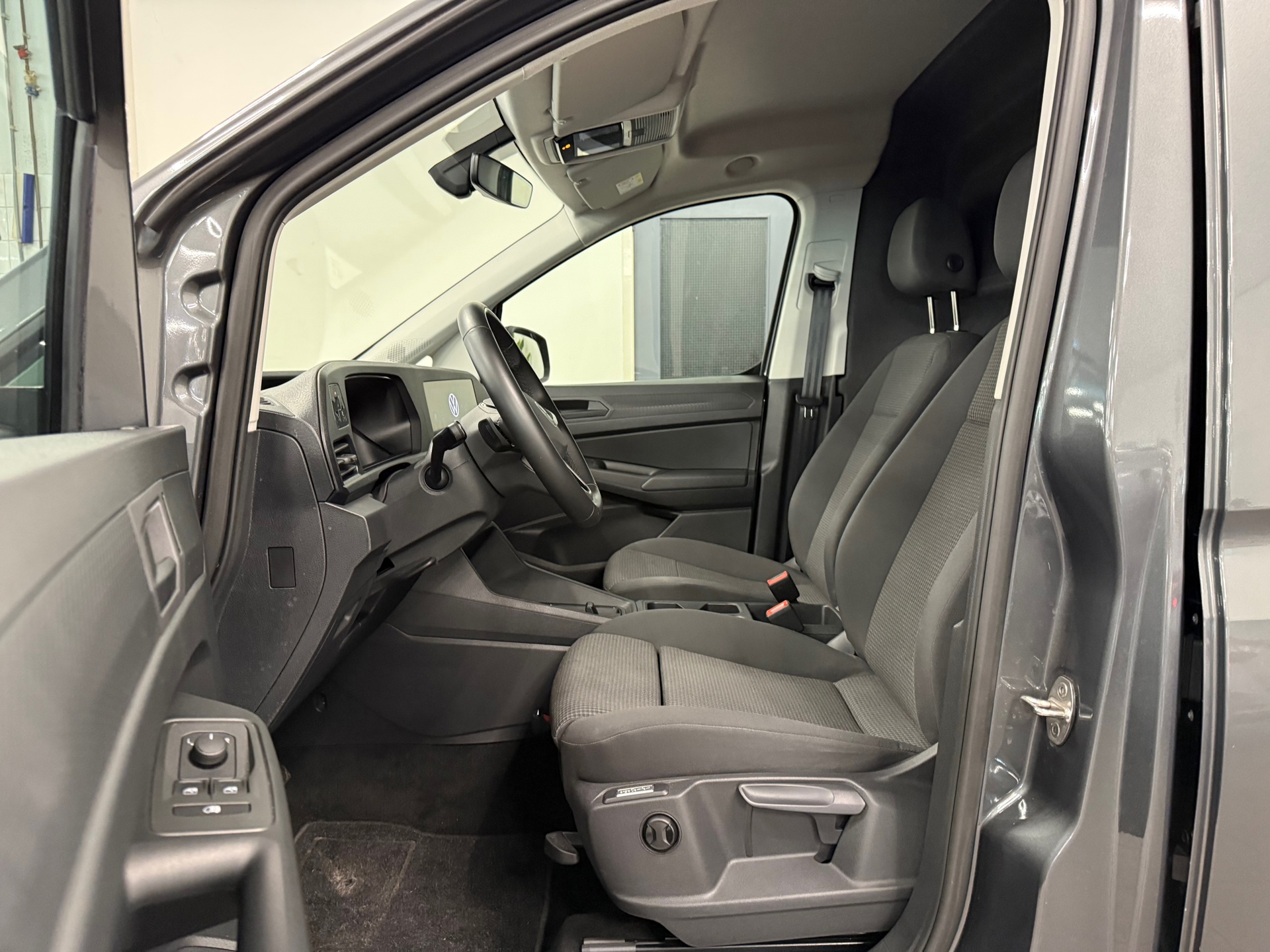 https://www.autokooy.nl//xml/images/45361487-14.JPG