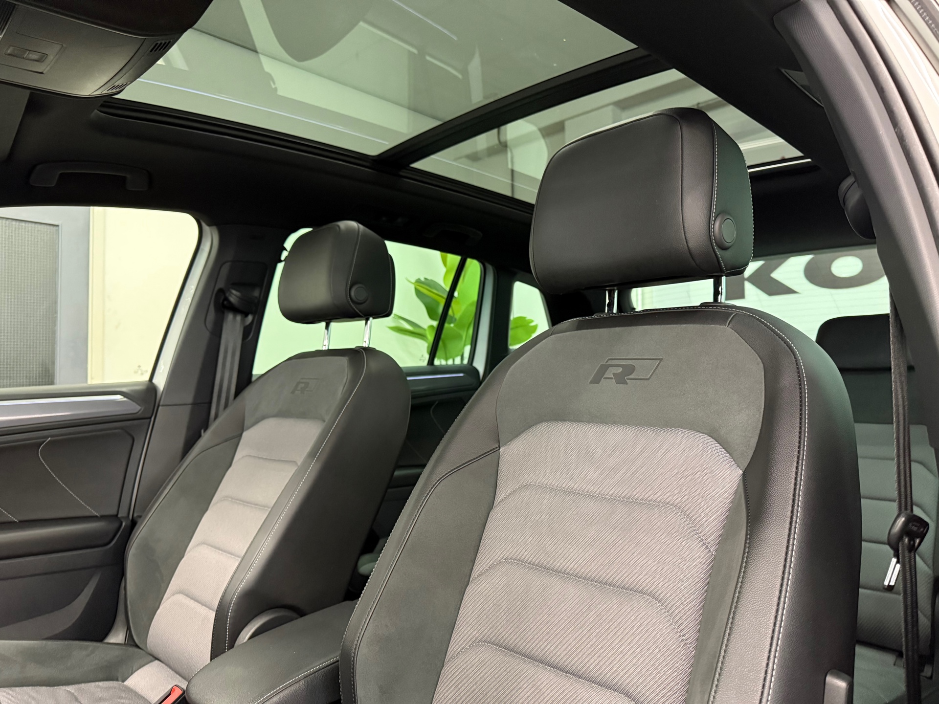 https://www.autokooy.nl//xml/images/45384845-11.JPG
