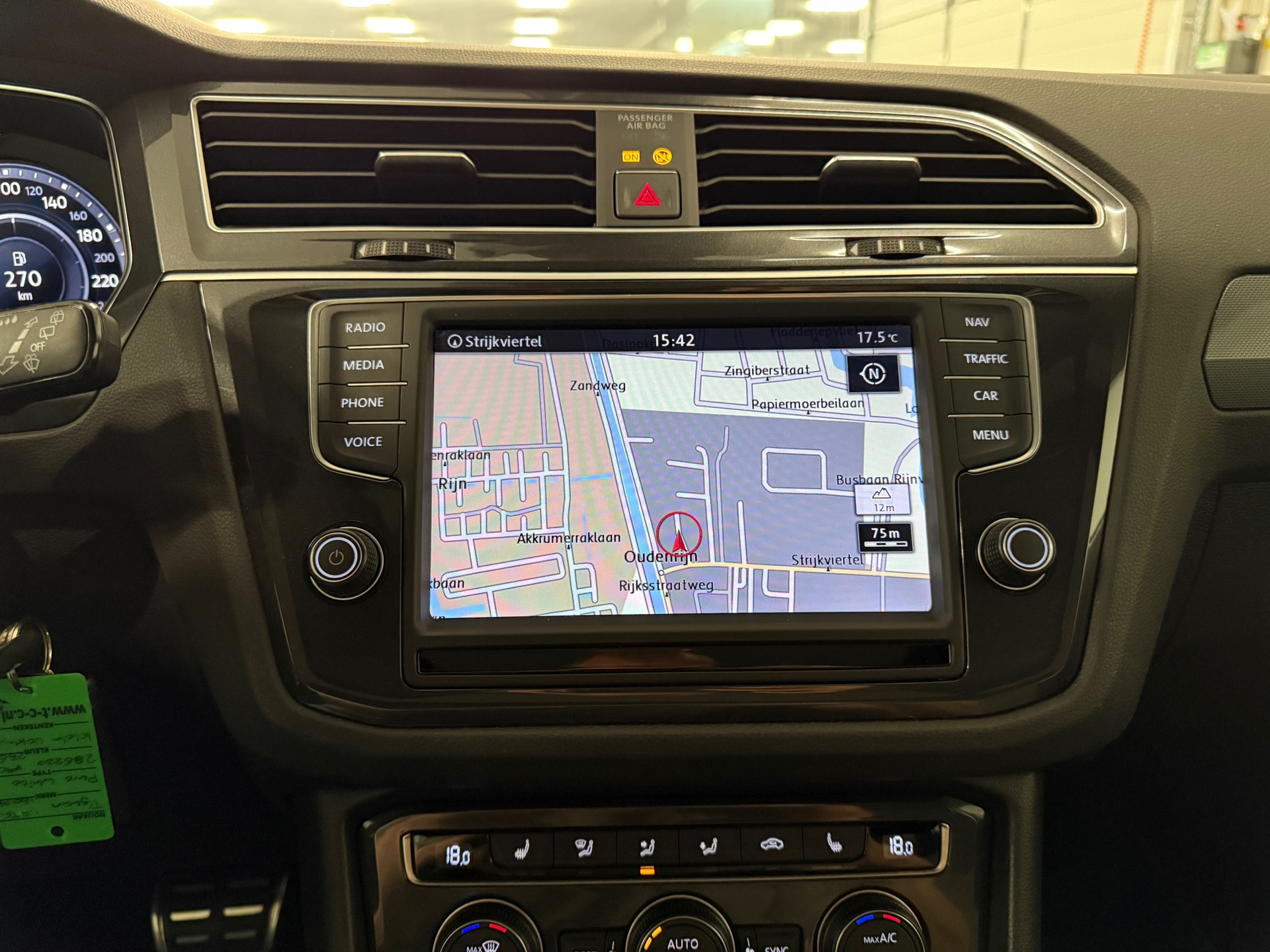 https://www.autokooy.nl//xml/images/45384845-15.JPG