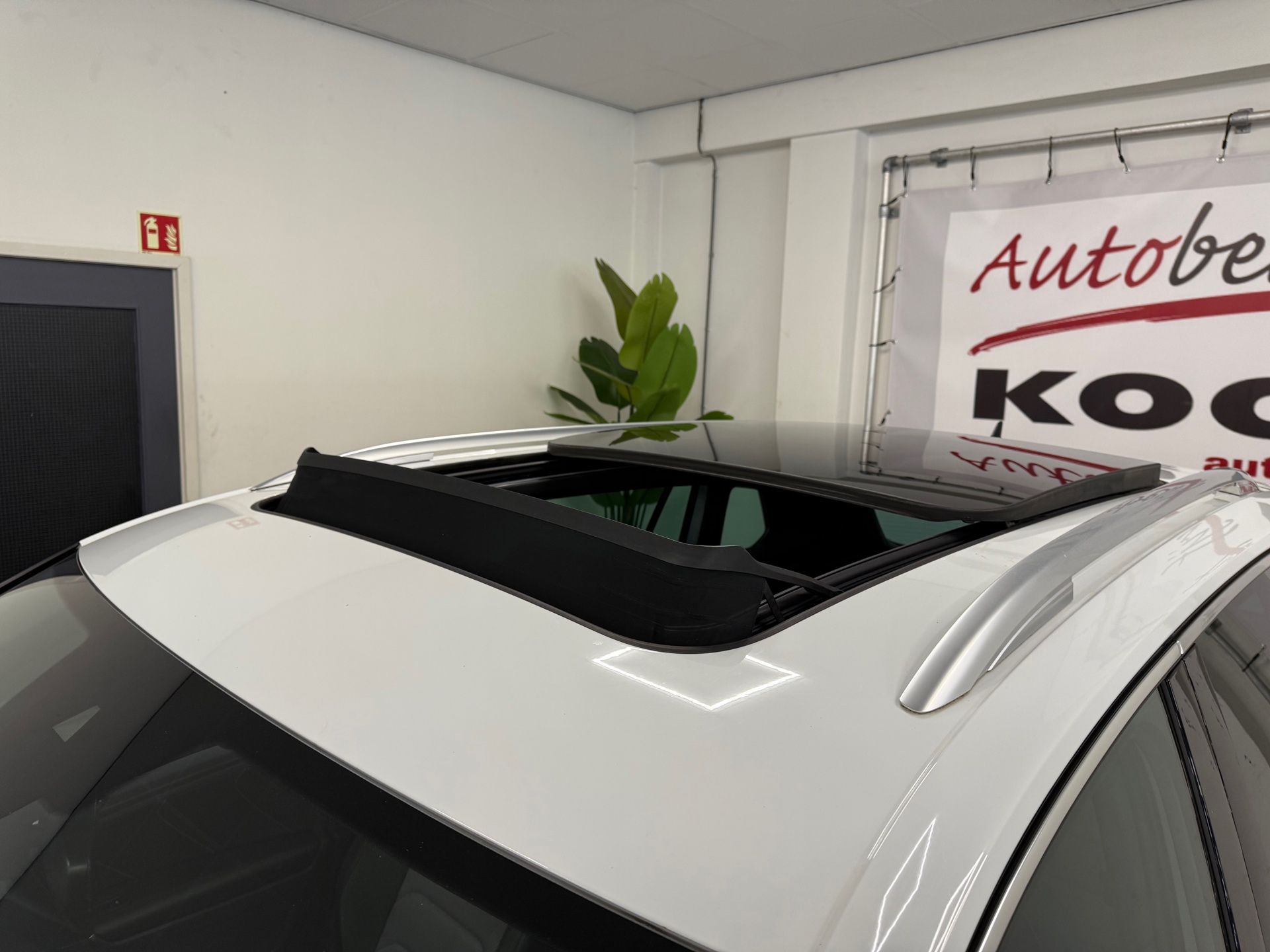 https://www.autokooy.nl//xml/images/45384845-23.JPG