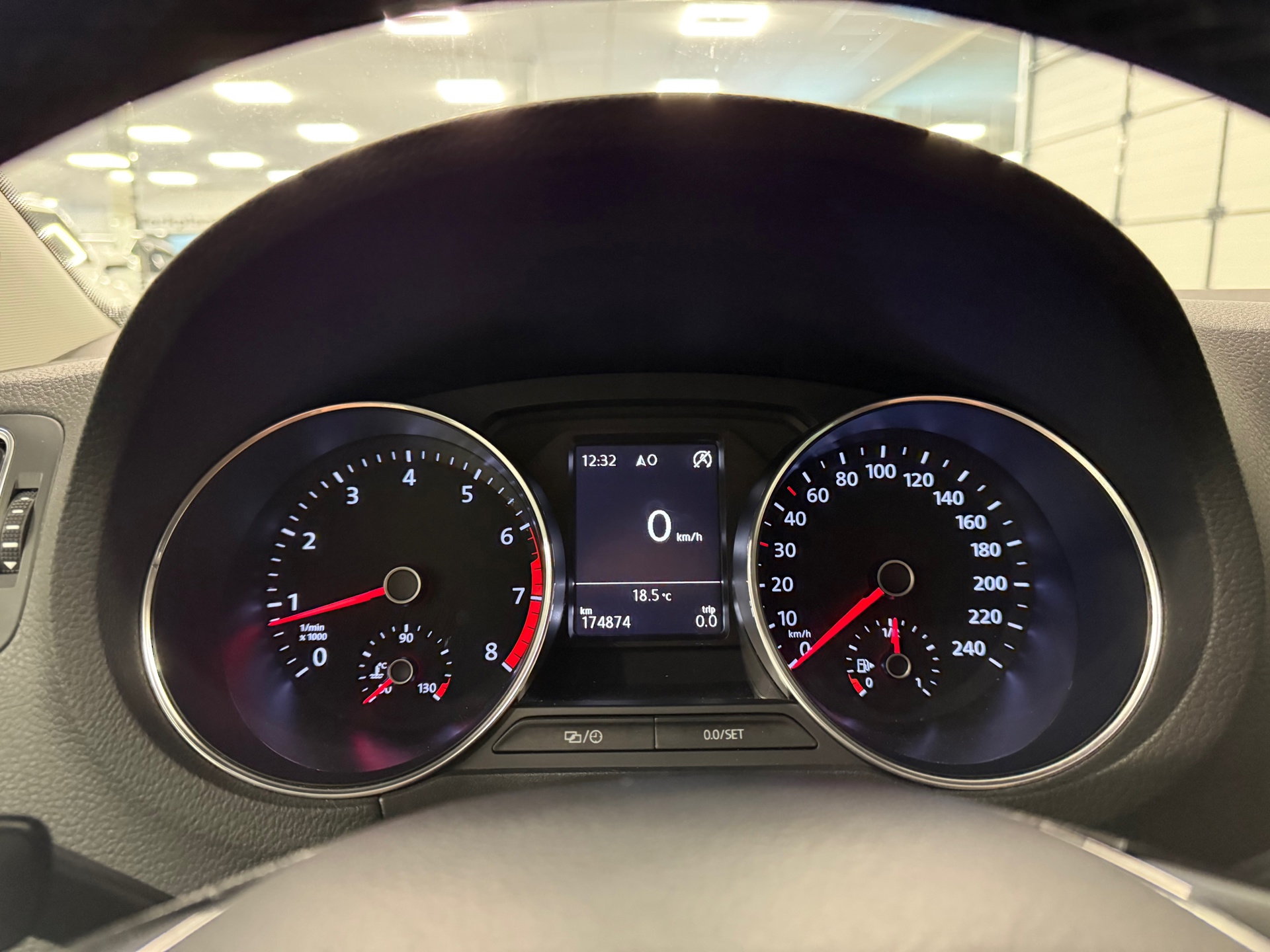 https://www.autokooy.nl//xml/images/45413785-14.JPG