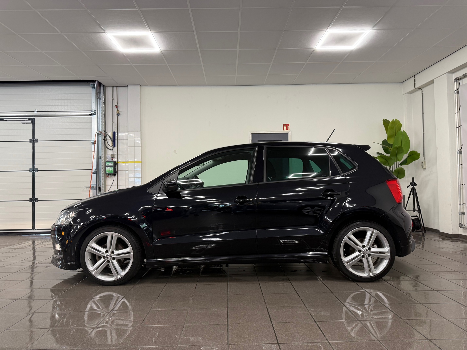 https://www.autokooy.nl//xml/images/45413785-2.JPG