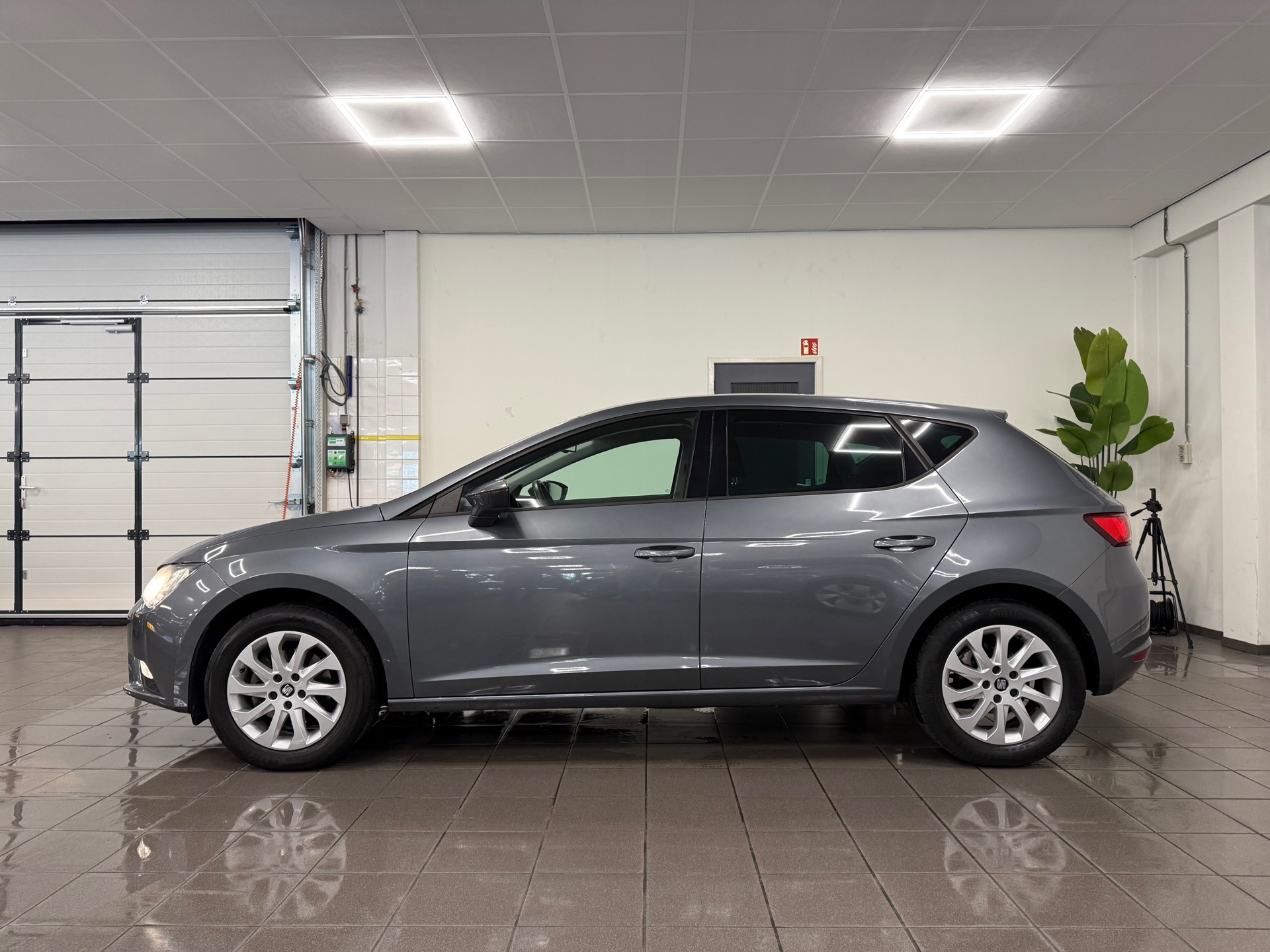 https://www.autokooy.nl//xml/images/45413902-2.JPG