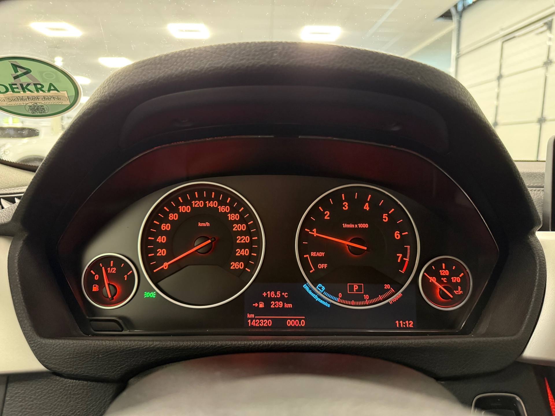 https://www.autokooy.nl//xml/images/45414017-15.JPG