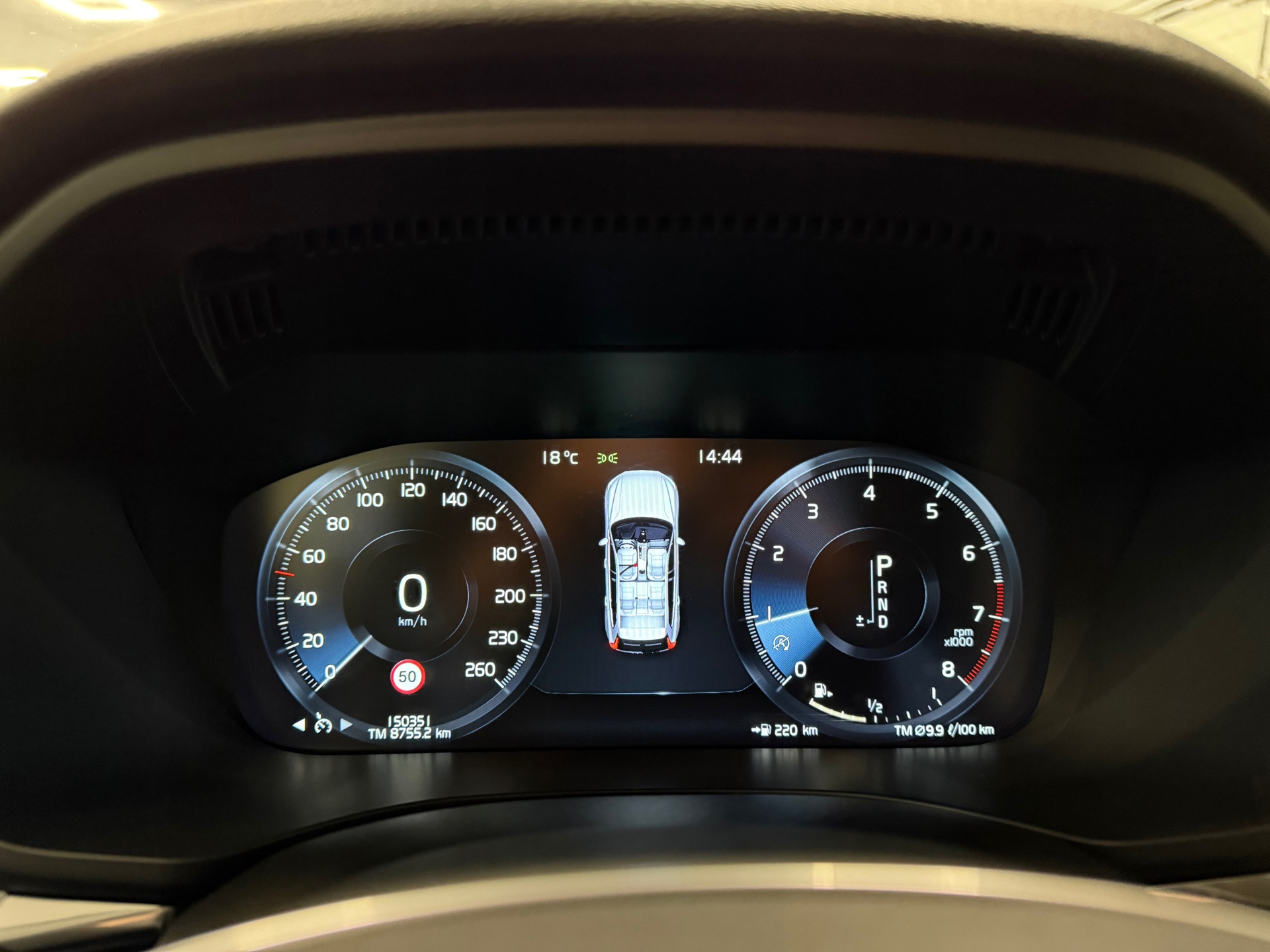 https://www.autokooy.nl//xml/images/45442899-14.JPG