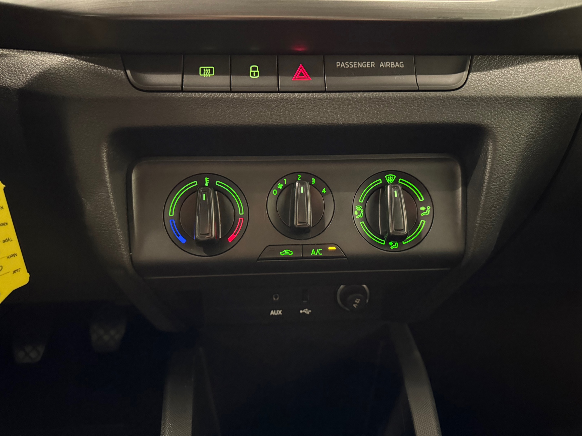 https://www.autokooy.nl//xml/images/45470425-20.JPG