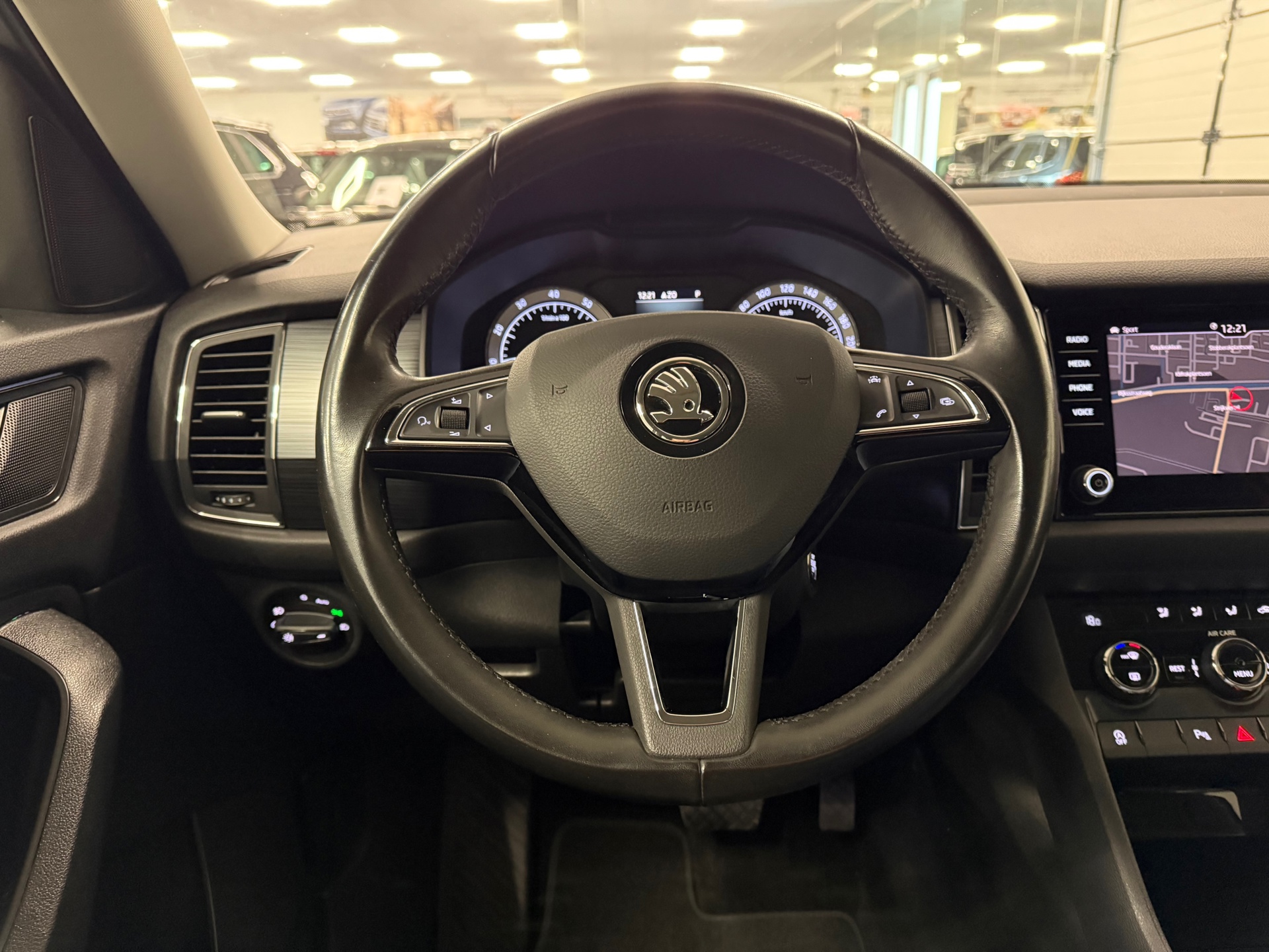 https://www.autokooy.nl//xml/images/45470753-12.JPG
