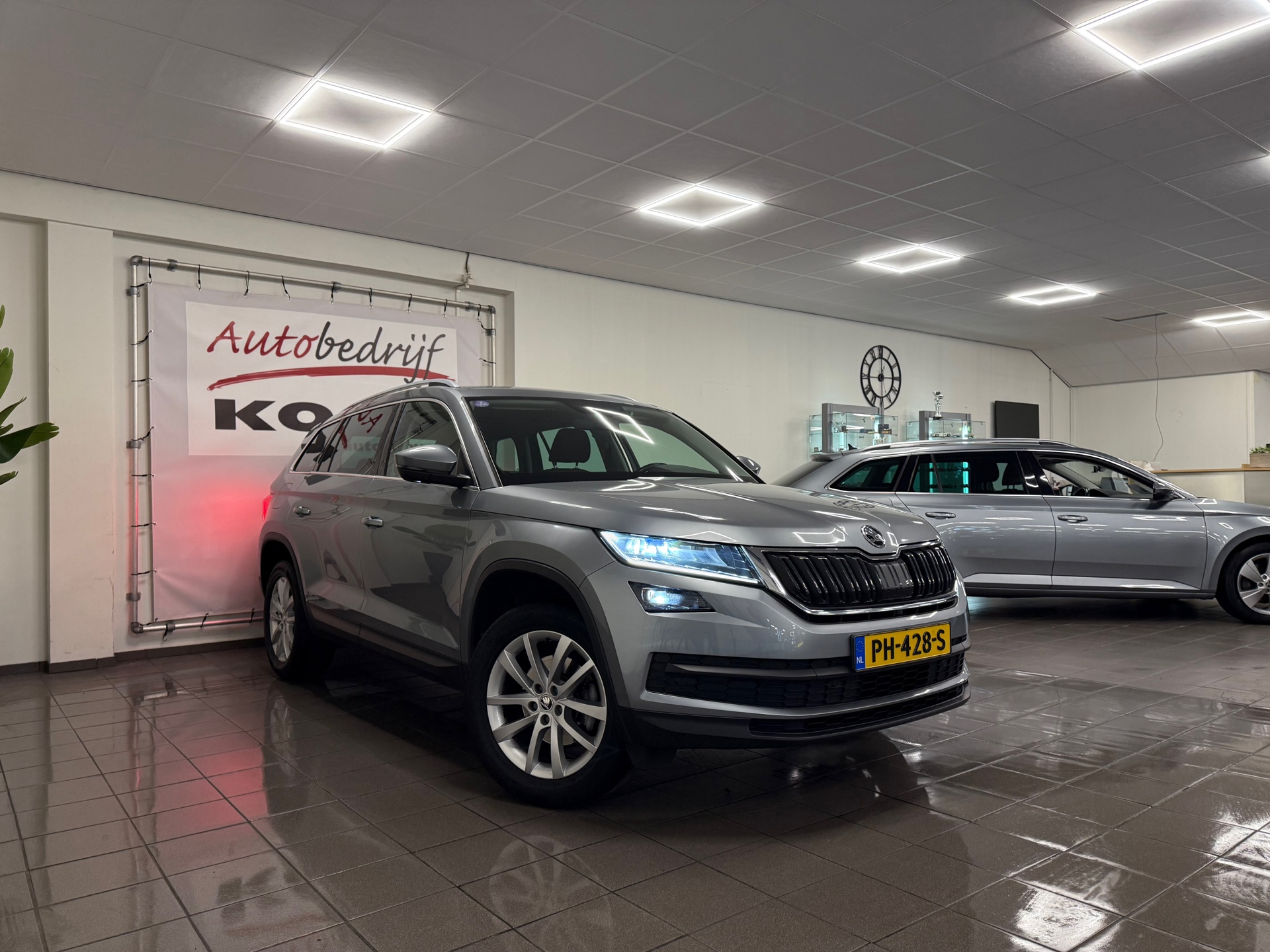 https://www.autokooy.nl//xml/images/45470753-7.JPG