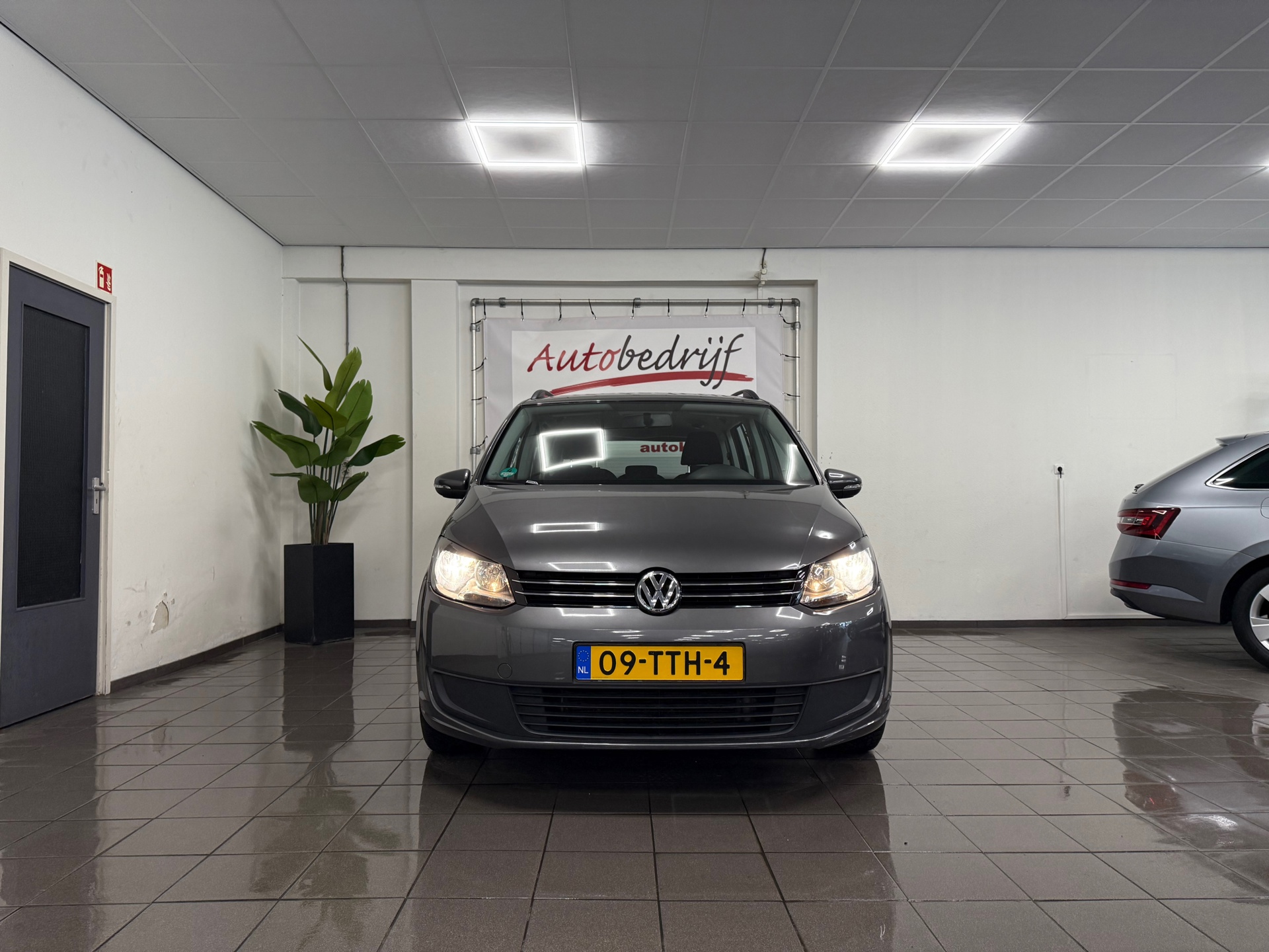 https://www.autokooy.nl//xml/images/45497467-9.JPG