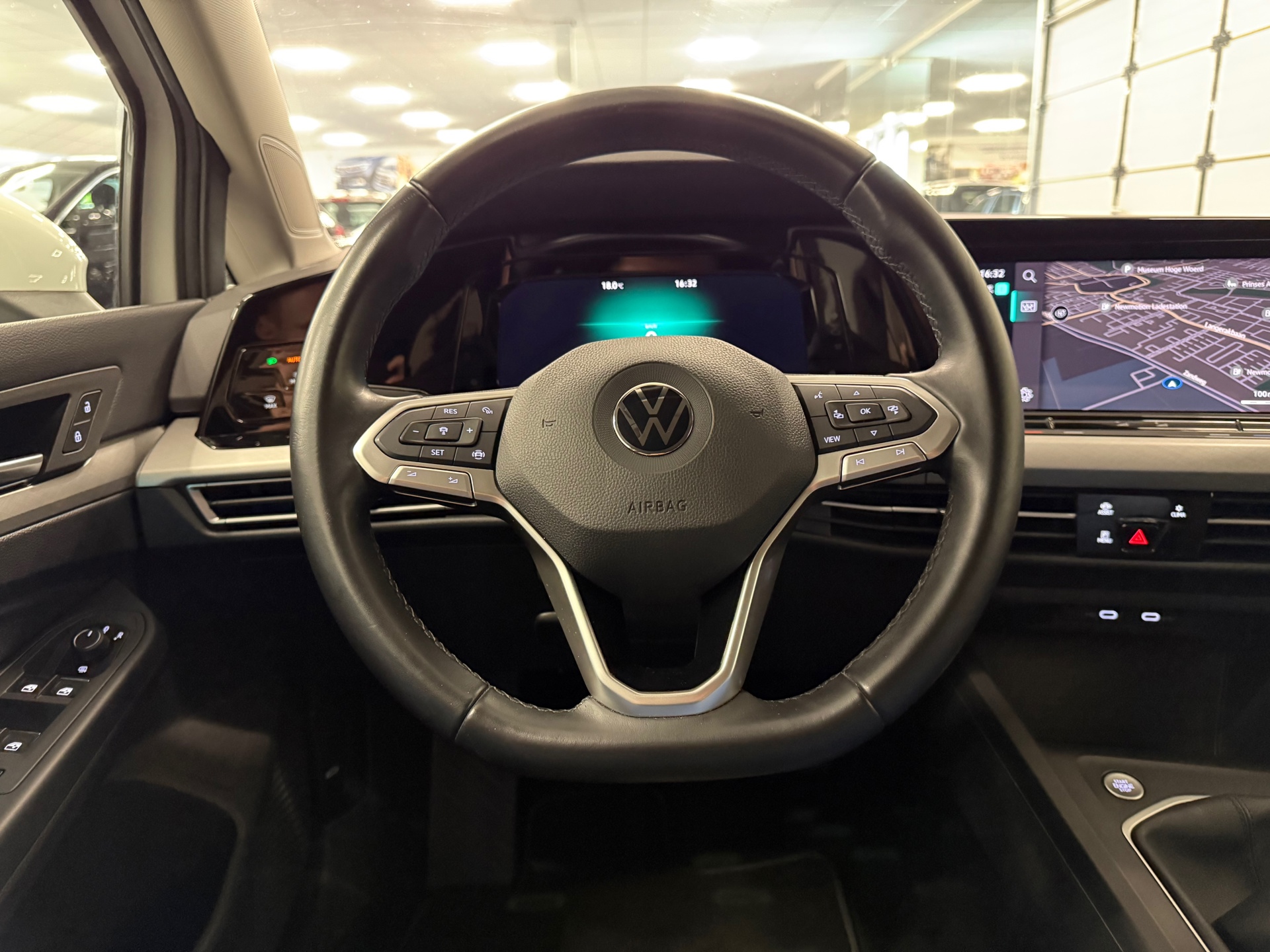 https://www.autokooy.nl//xml/images/45613949-13.JPG
