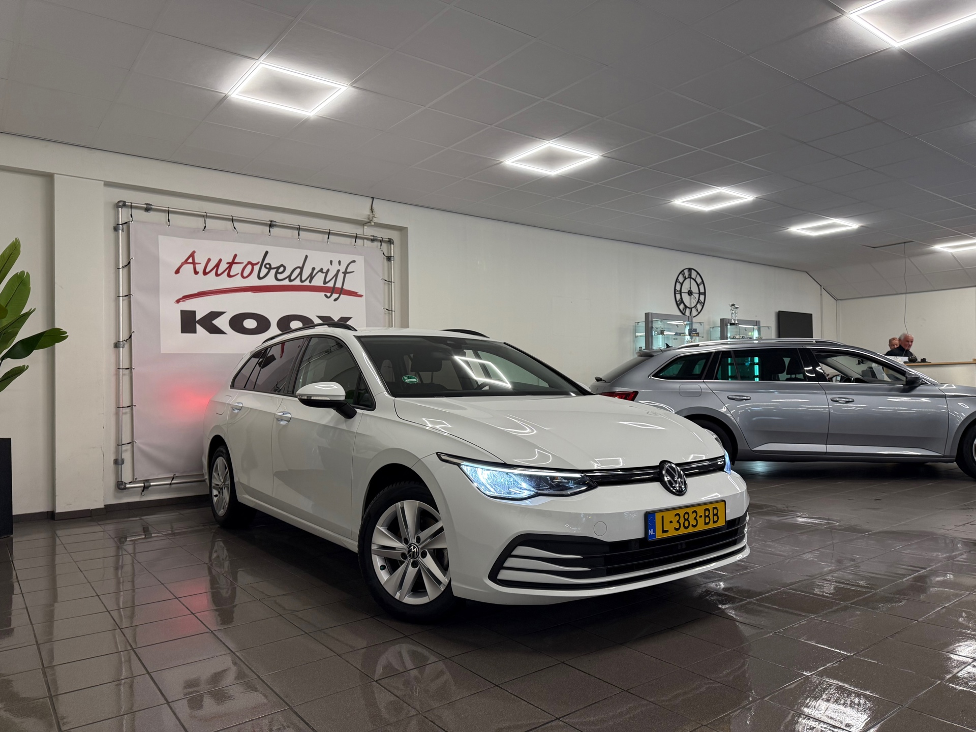 https://www.autokooy.nl//xml/images/45613949-7.JPG