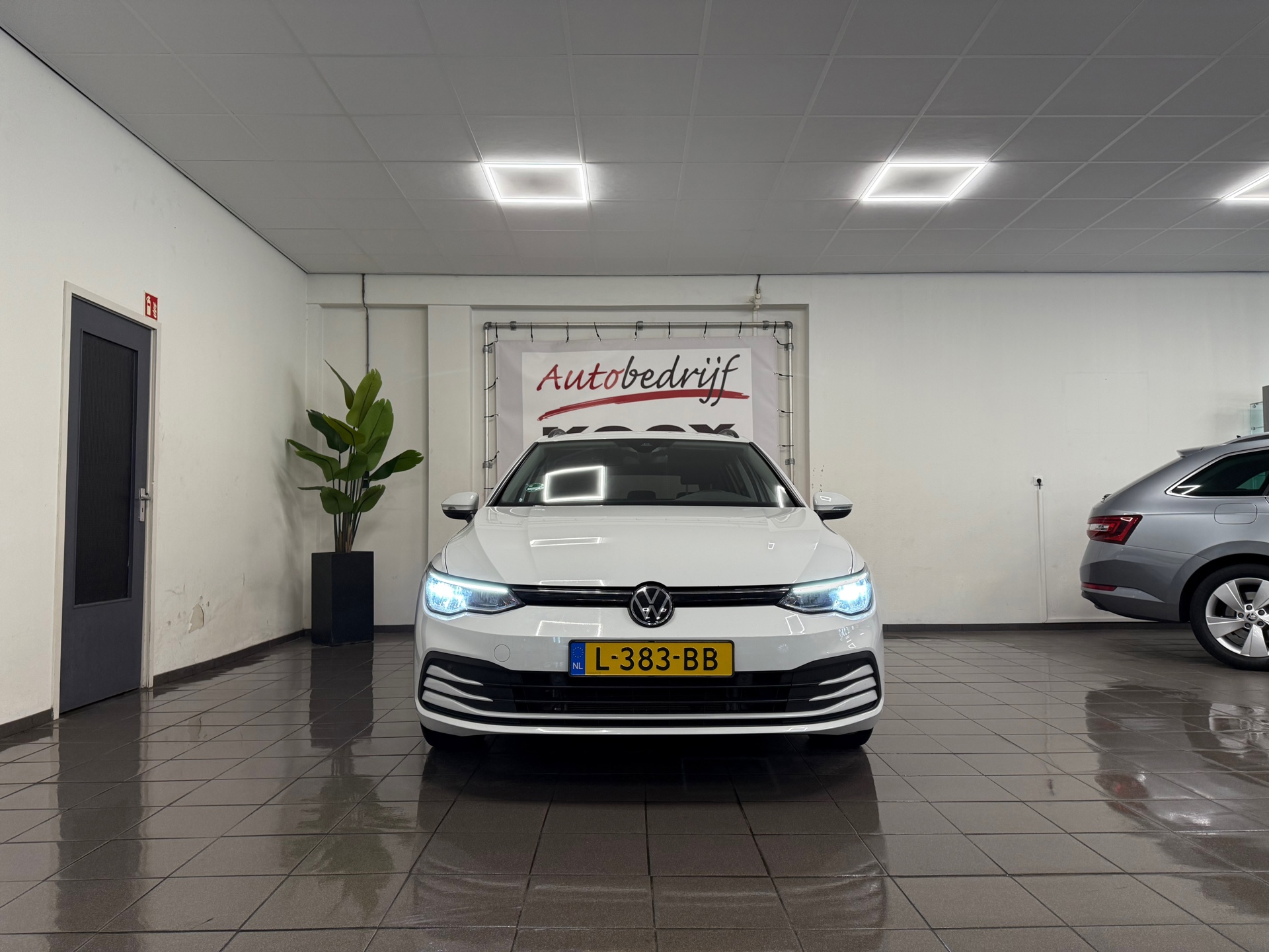 https://www.autokooy.nl//xml/images/45613949-8.JPG