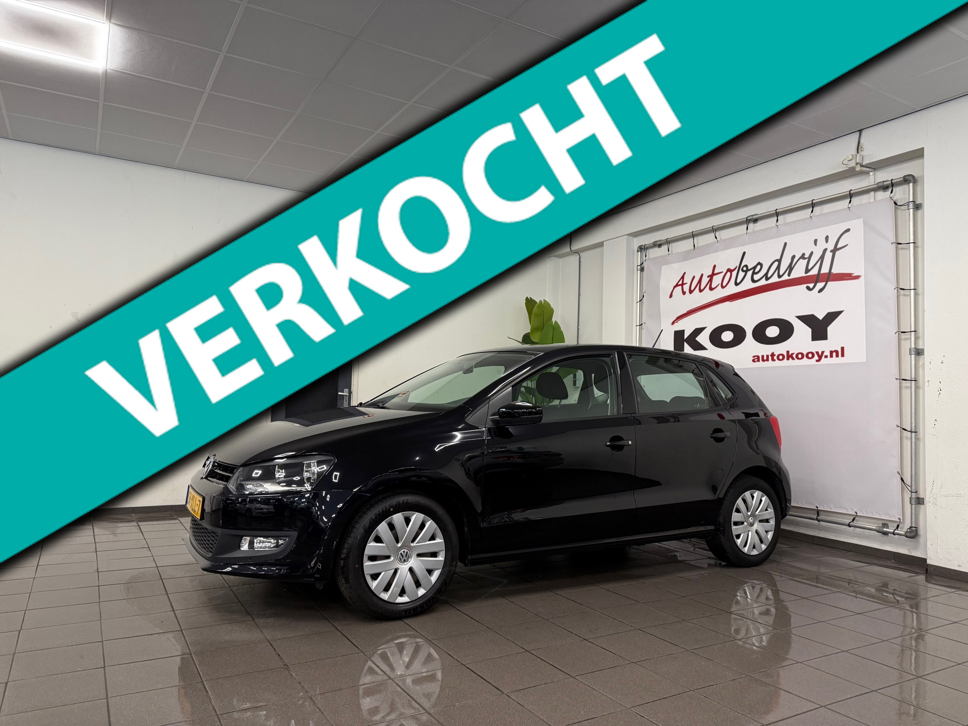 Volkswagen Polo 1.2 TSI Comfortline * Automaat / Trekhaak / Cruise control / NL Auto *