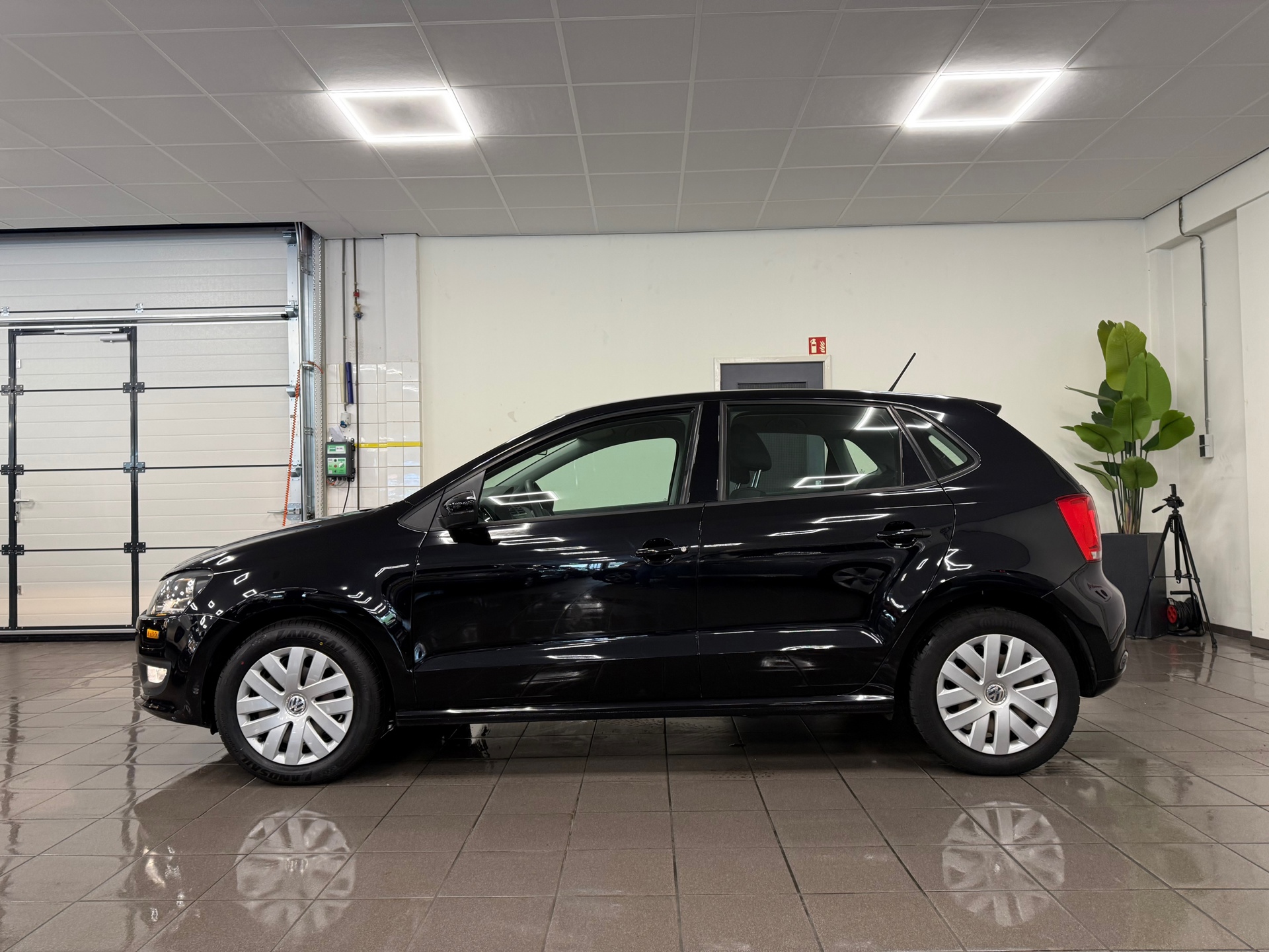 https://www.autokooy.nl//xml/images/45637962-2.JPG