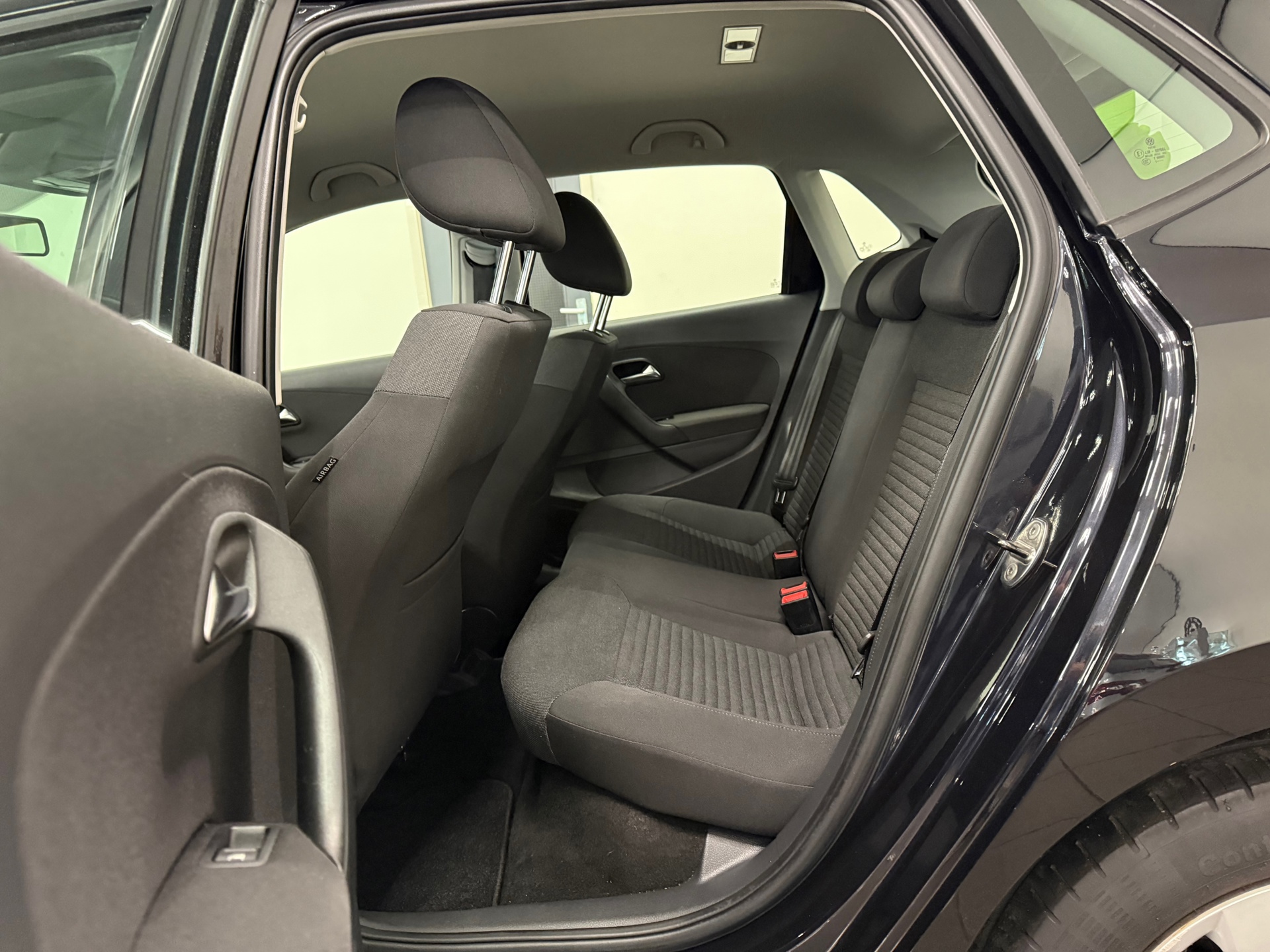 https://www.autokooy.nl//xml/images/45637962-21.JPG