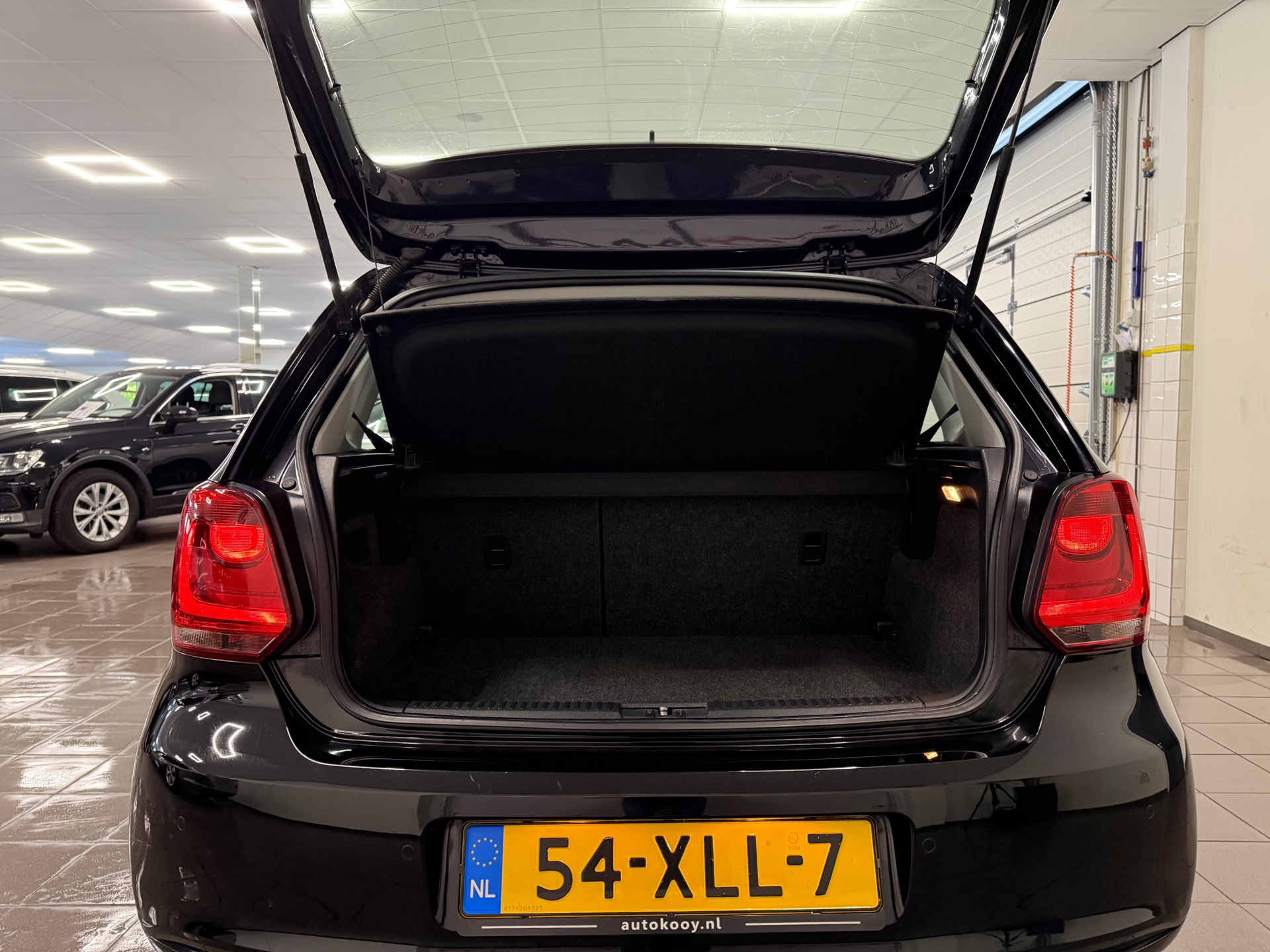 https://www.autokooy.nl//xml/images/45637962-5.JPG