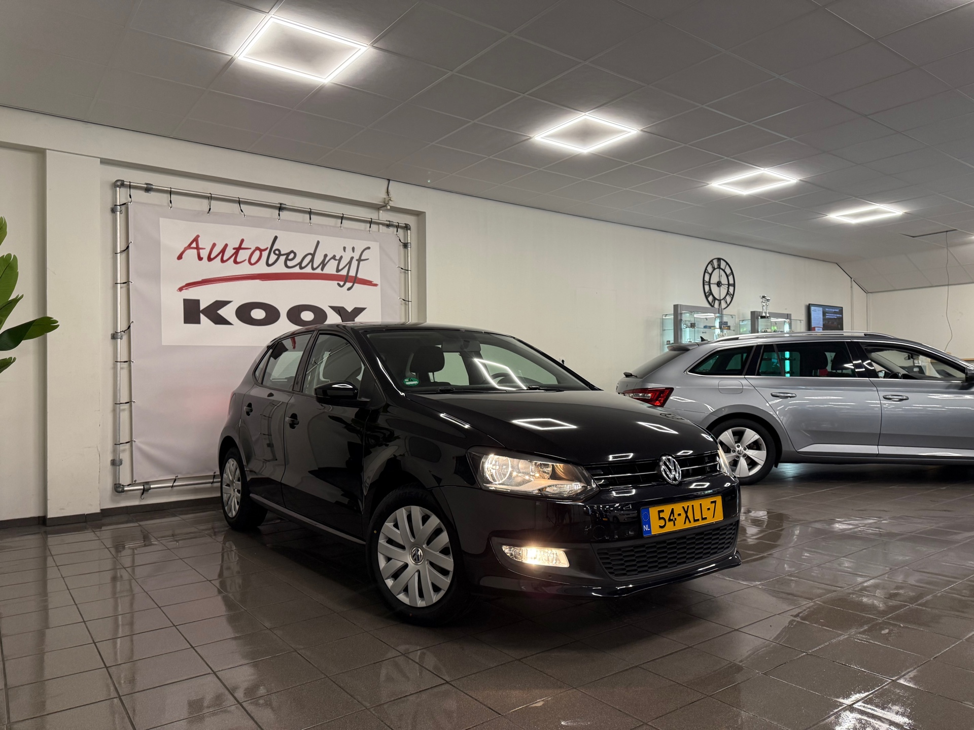 https://www.autokooy.nl//xml/images/45637962-7.JPG