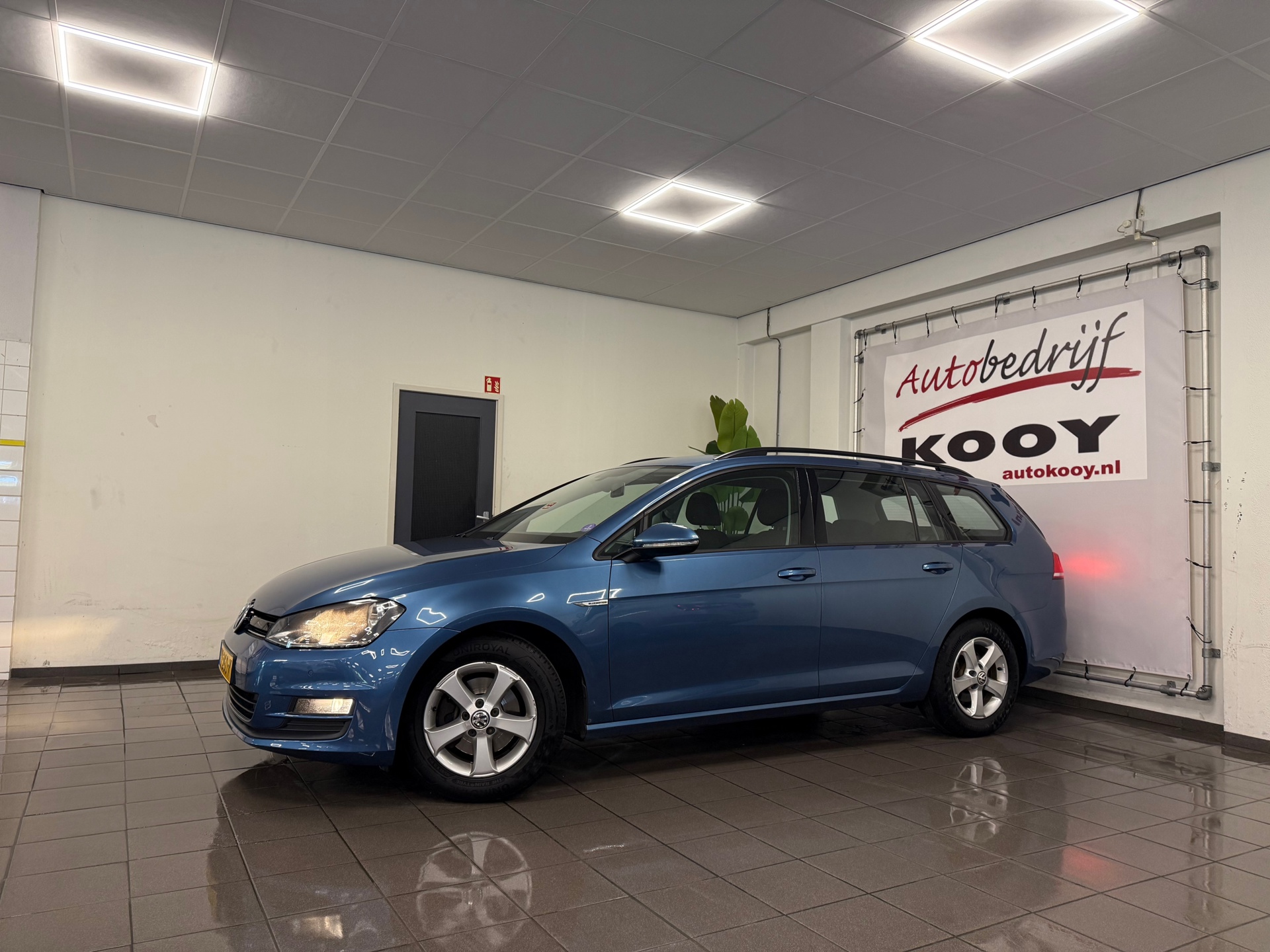 https://www.autokooy.nl//xml/images/45638011-9.JPG