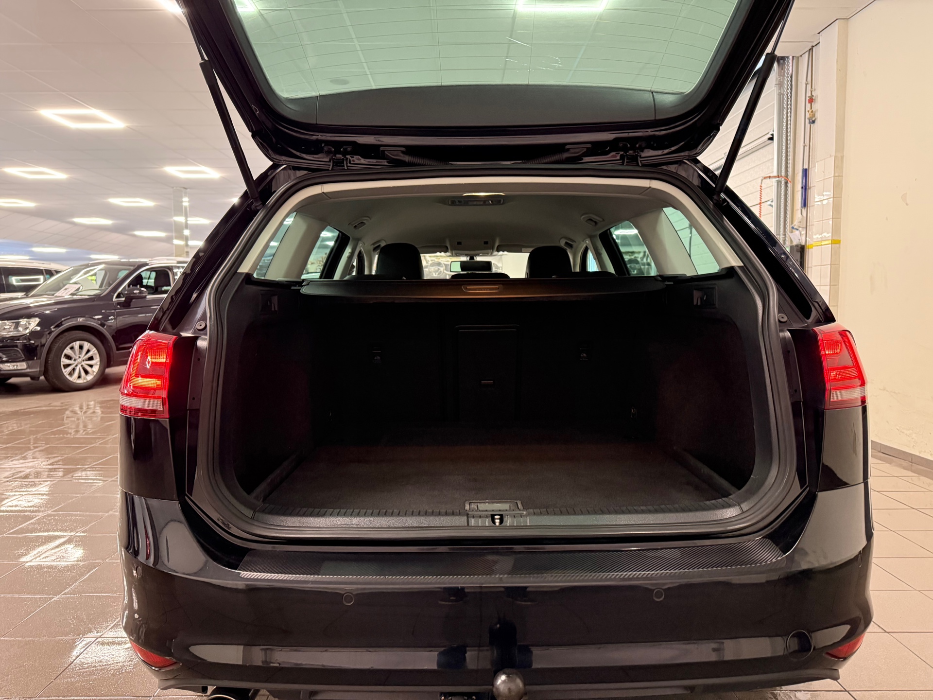 https://www.autokooy.nl//xml/images/45638096-5.JPG