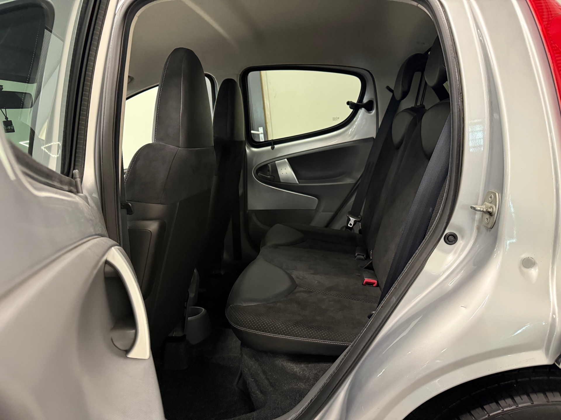 https://www.autokooy.nl//xml/images/45665544-22.JPG