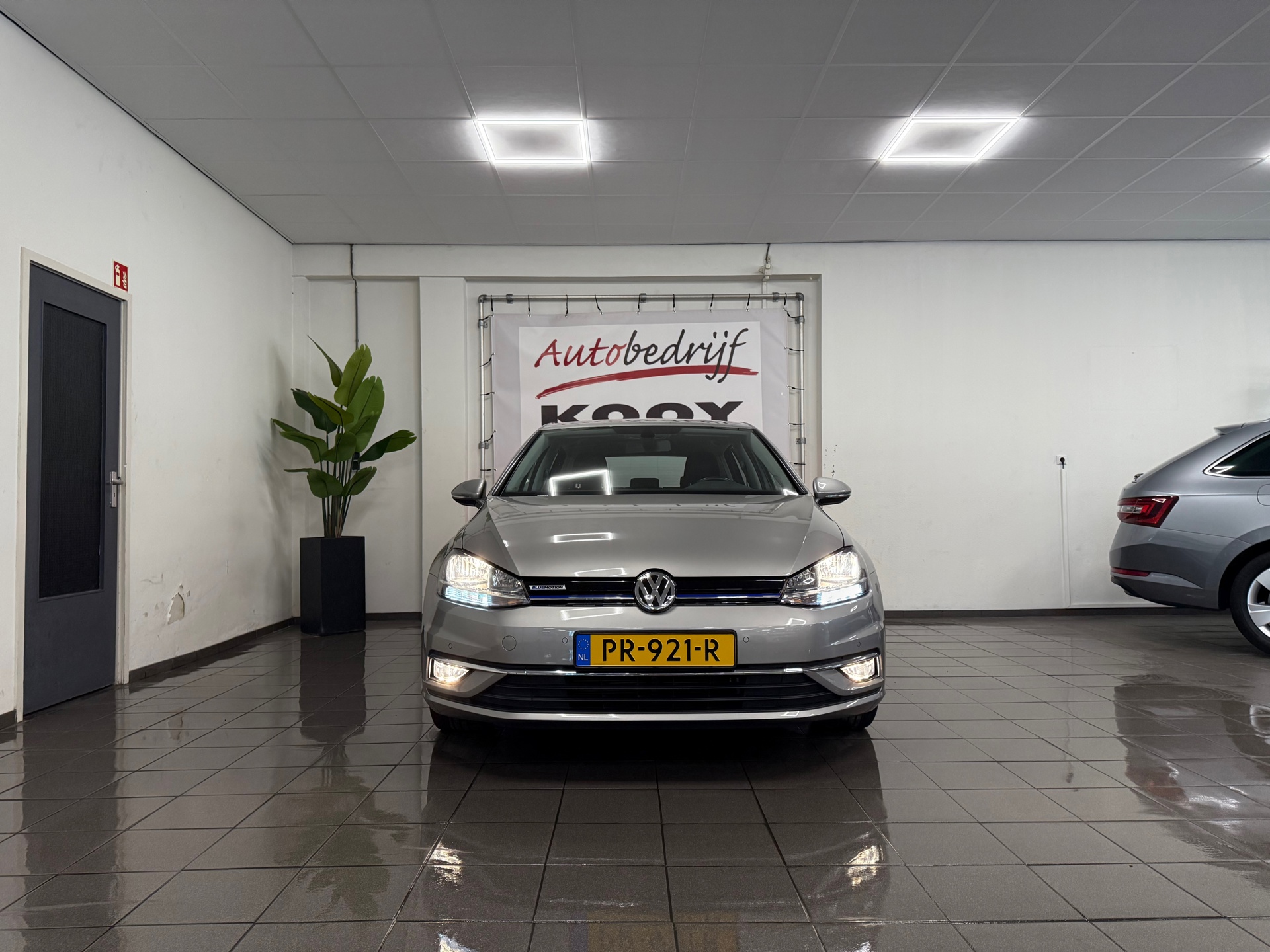 https://www.autokooy.nl//xml/images/45665724-8.JPG