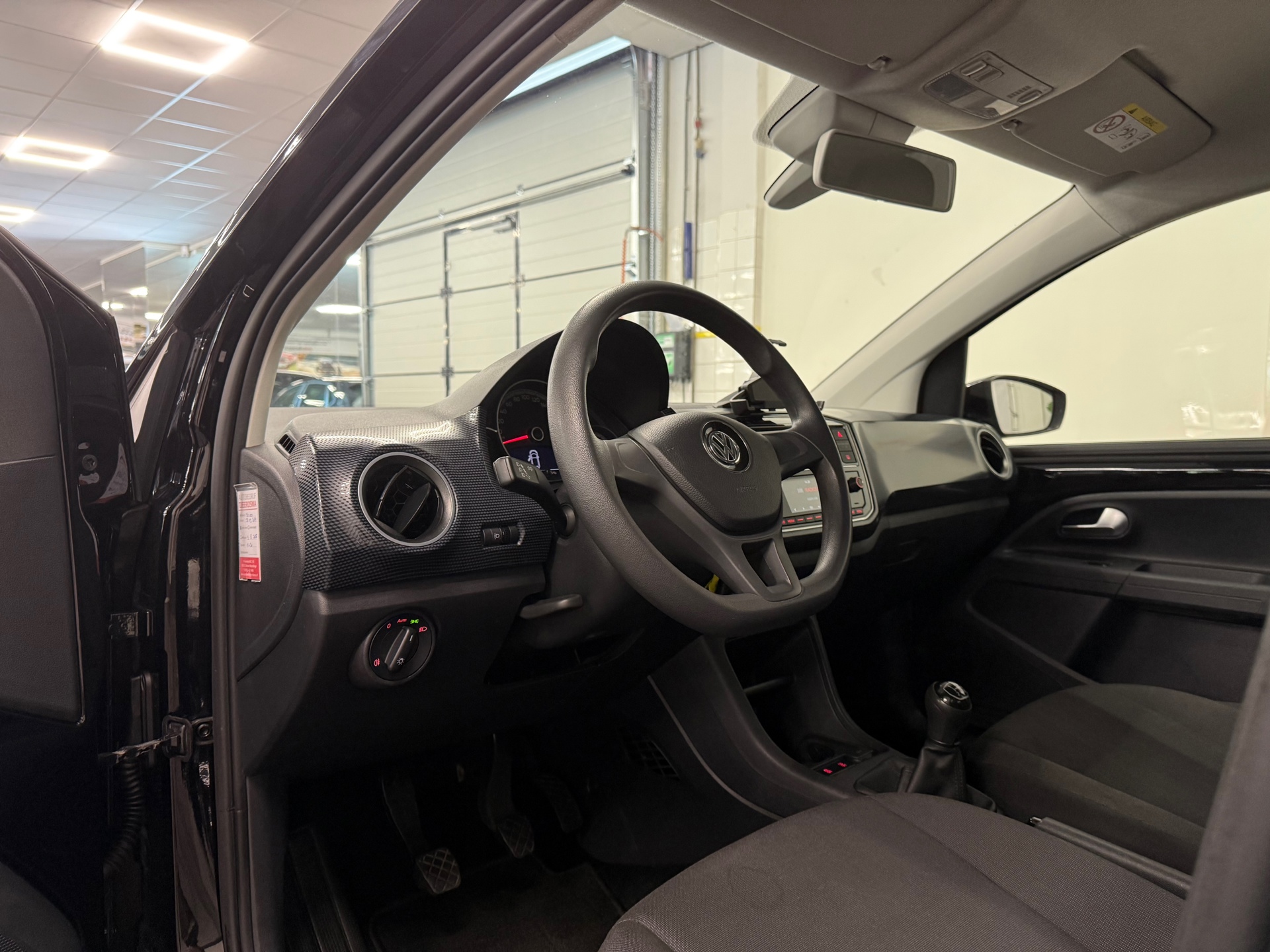 https://www.autokooy.nl//xml/images/45694128-13.JPG