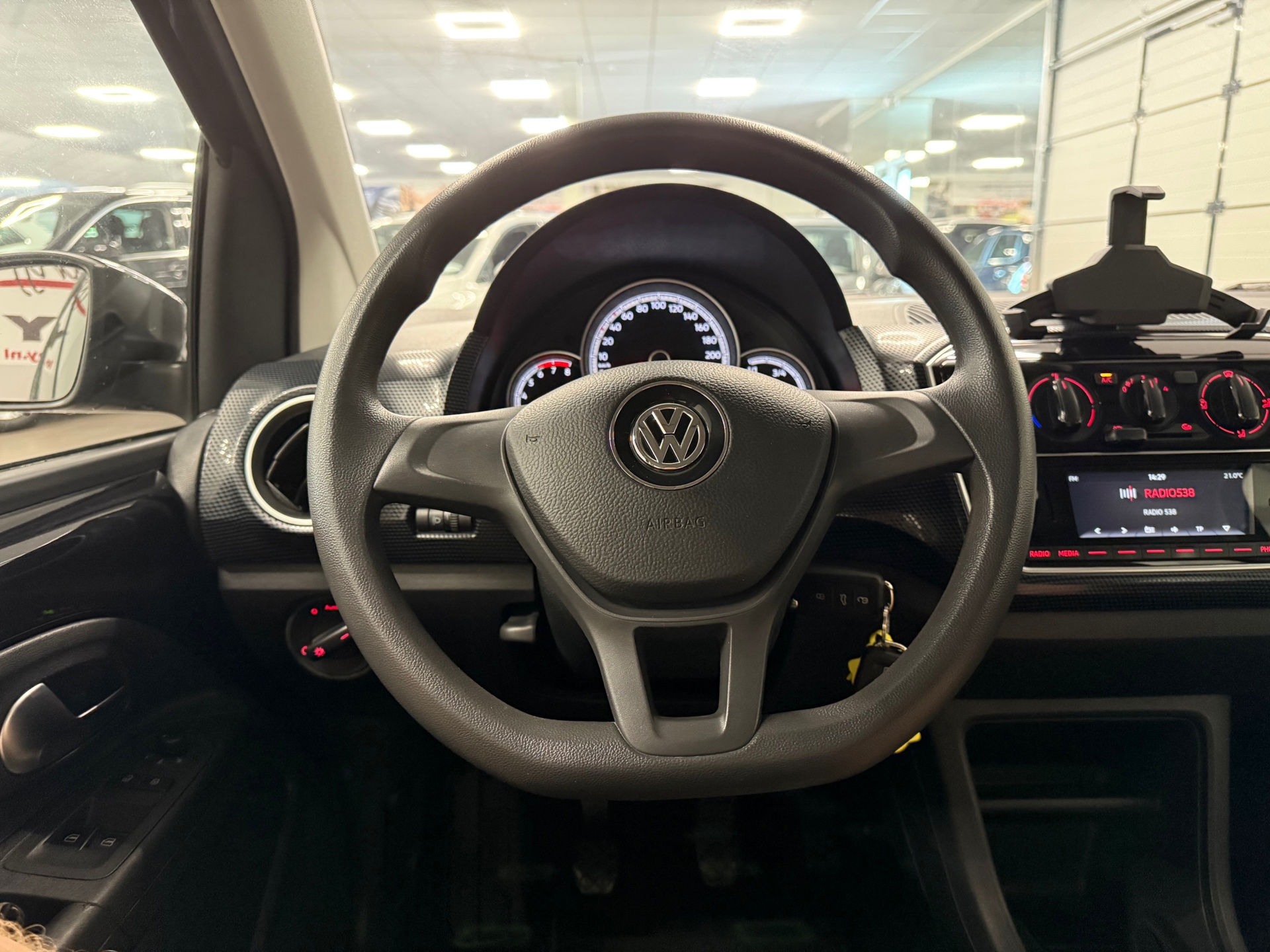 https://www.autokooy.nl//xml/images/45694128-14.JPG