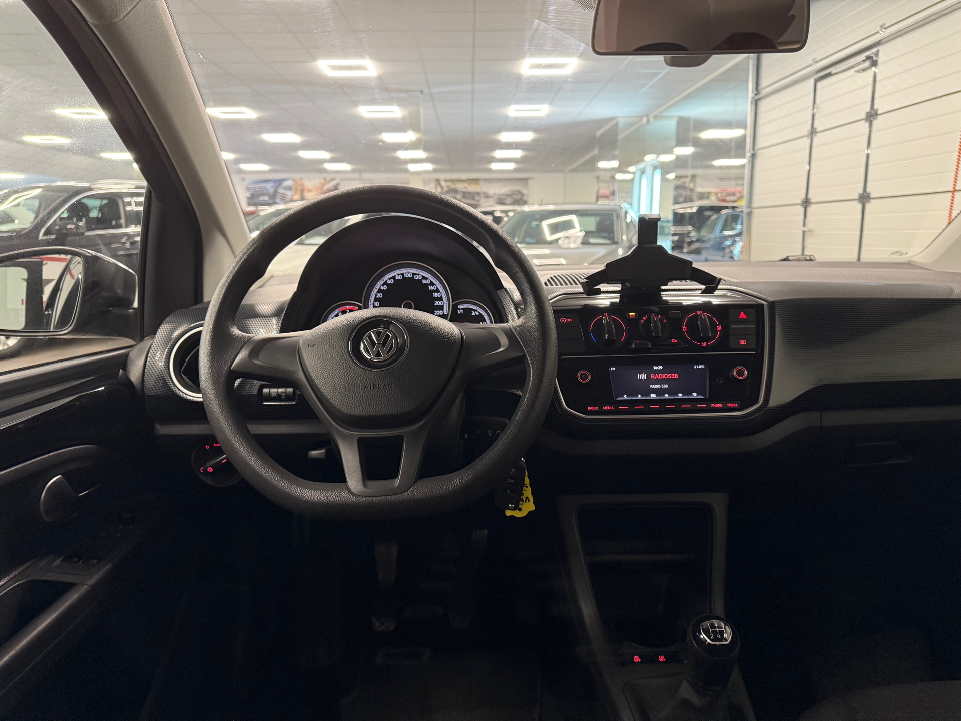 https://www.autokooy.nl//xml/images/45694128-19.JPG