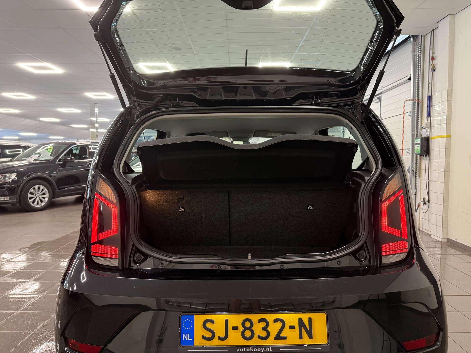 https://www.autokooy.nl//xml/images/45694128-5.JPG