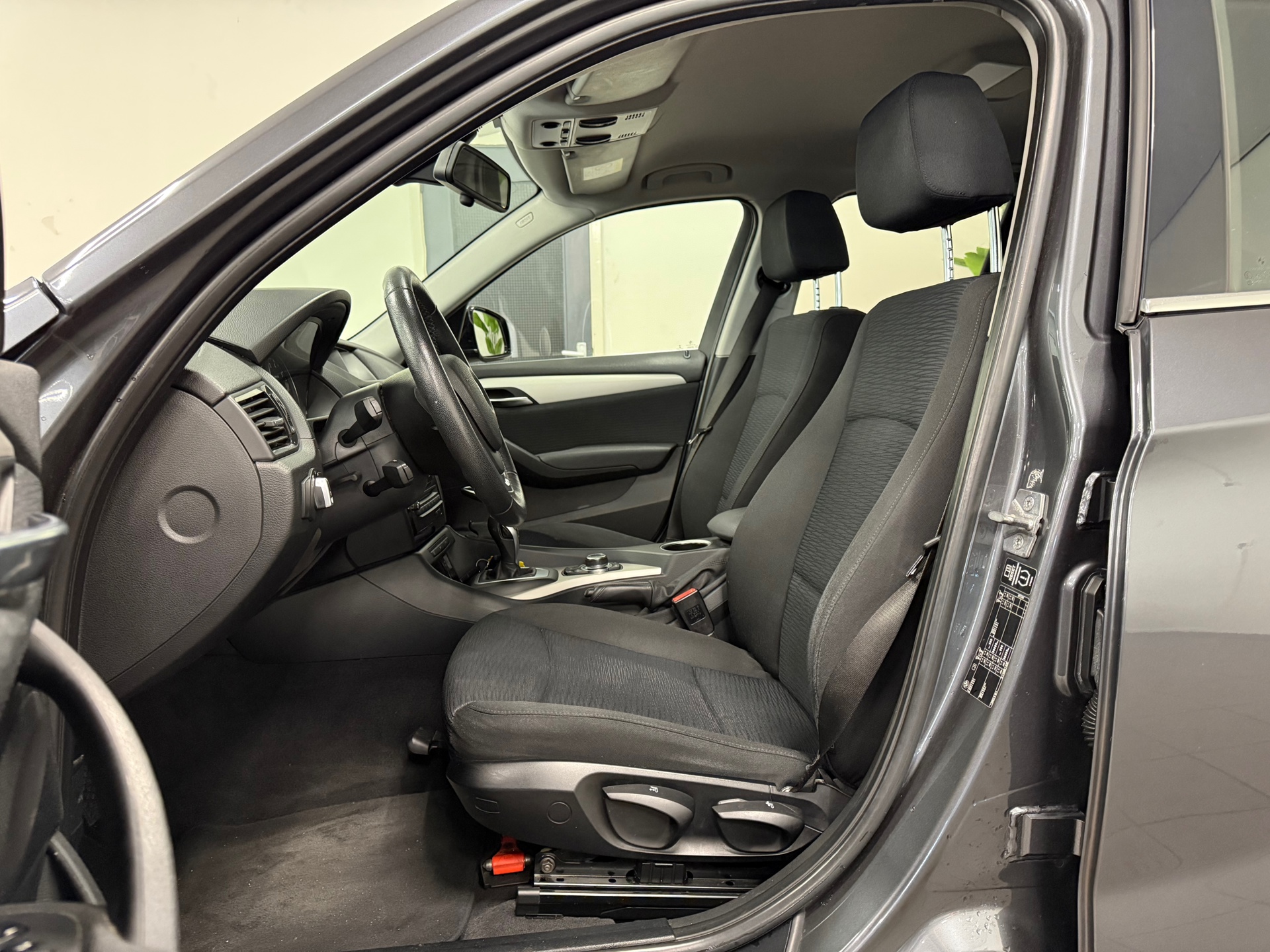 https://www.autokooy.nl//xml/images/45740618-12.JPG