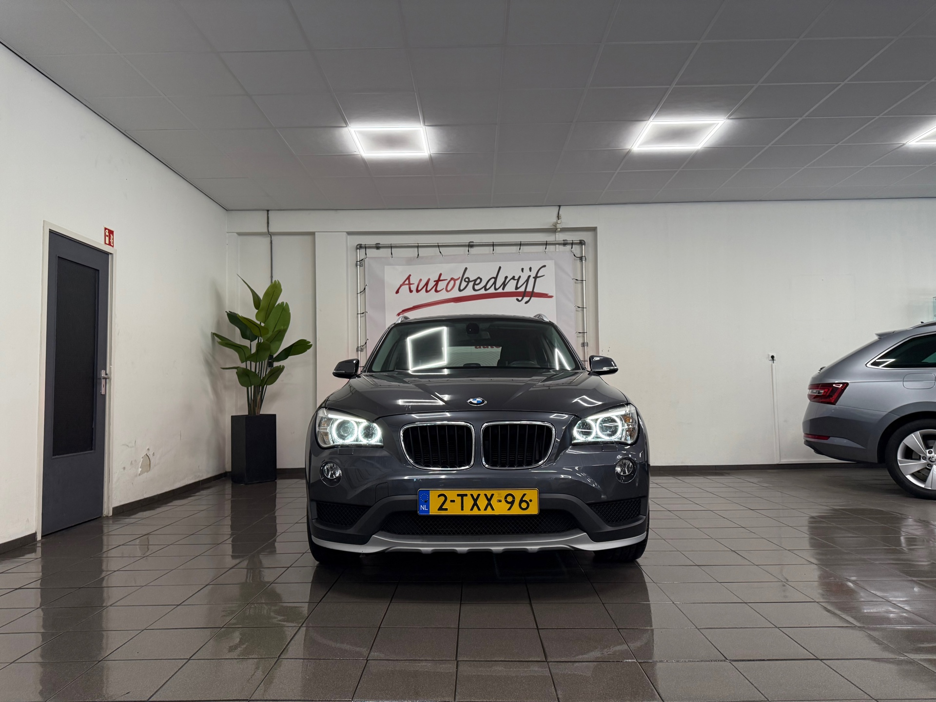 https://www.autokooy.nl//xml/images/45740618-9.JPG