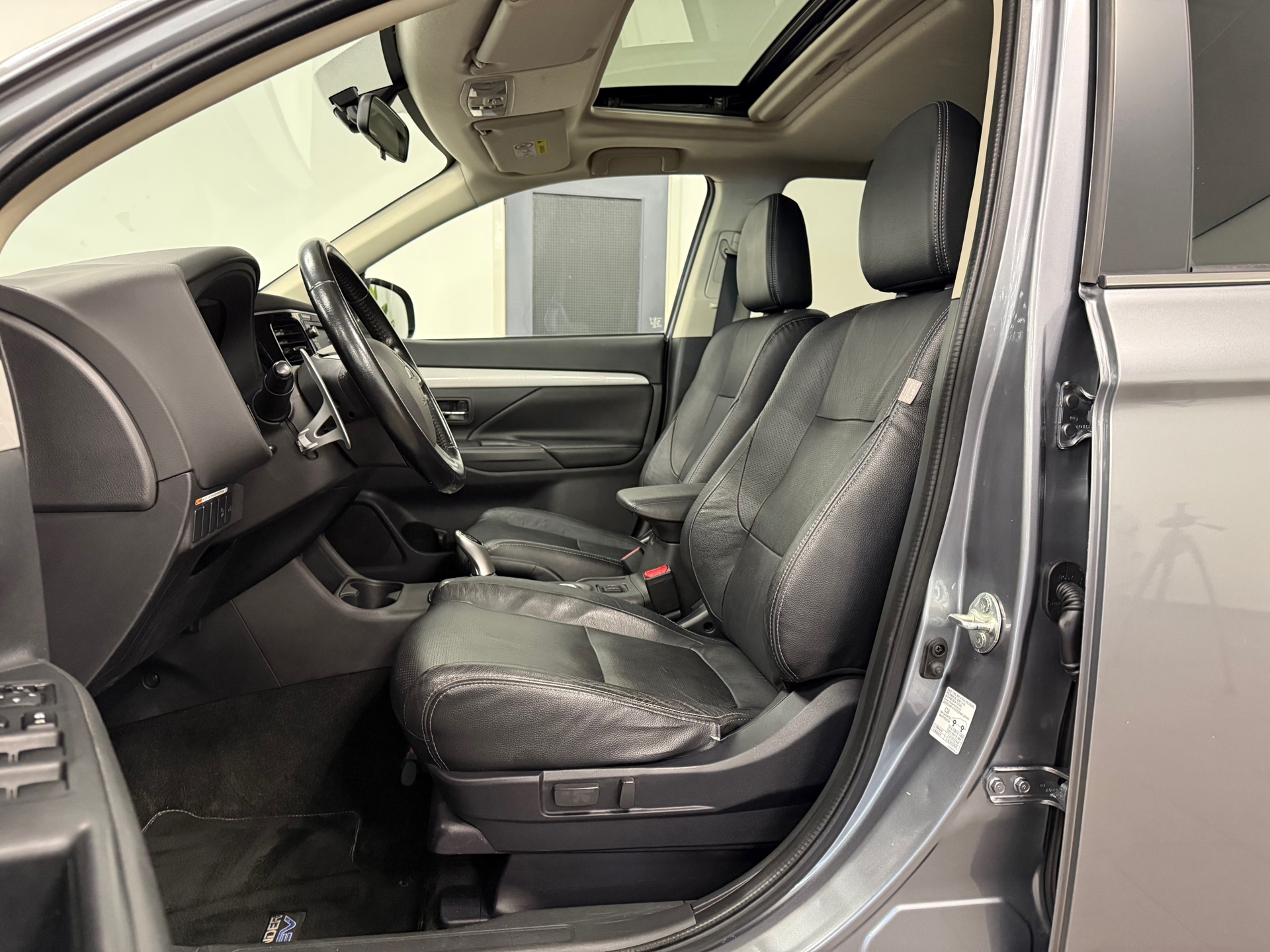 https://www.autokooy.nl//xml/images/45740666-12.JPG