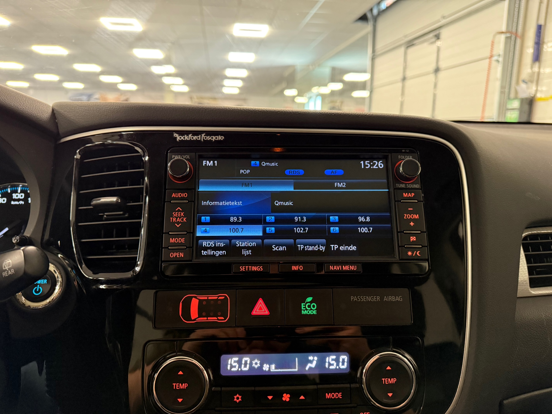 https://www.autokooy.nl//xml/images/45740666-15.JPG