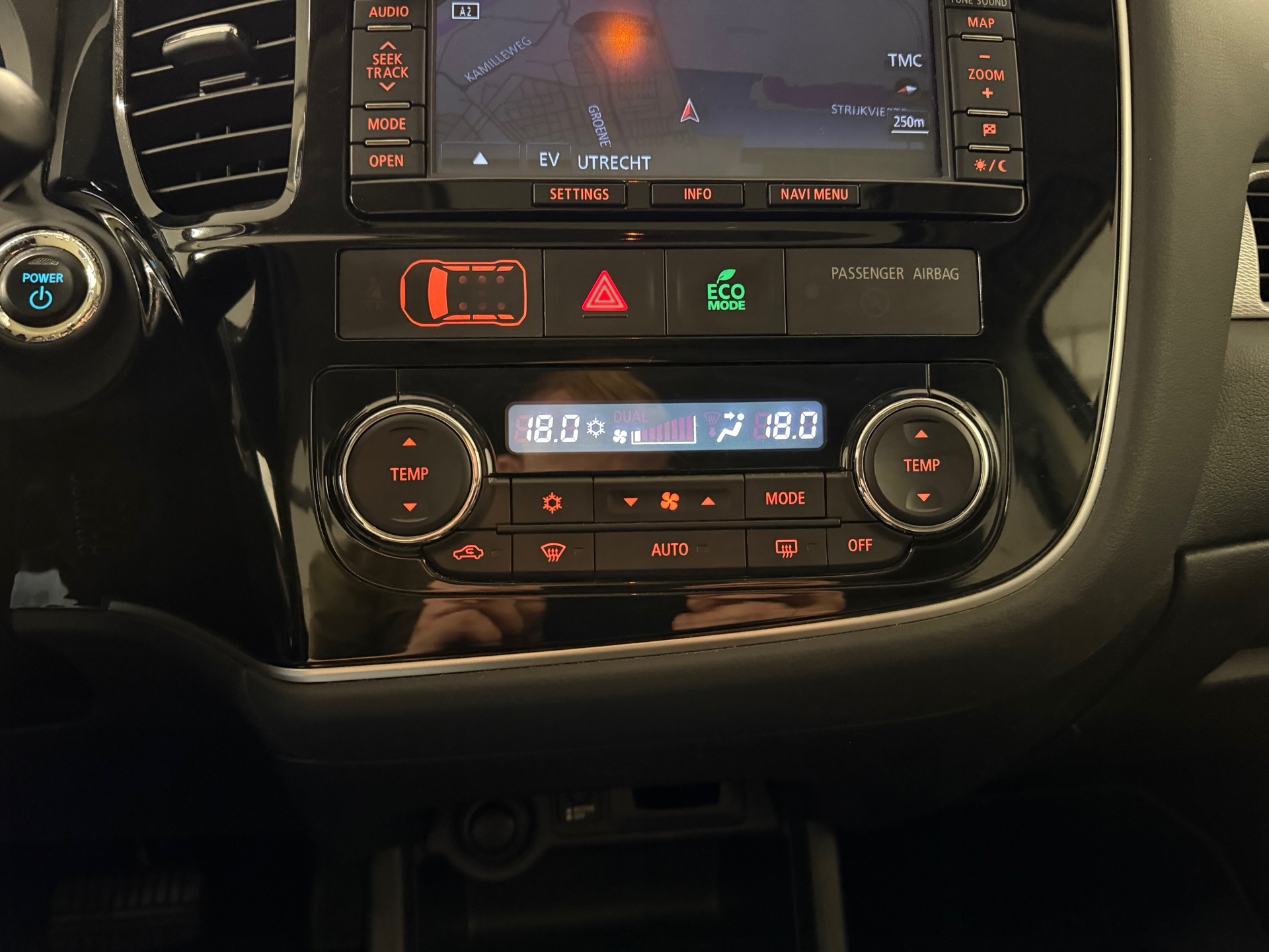 https://www.autokooy.nl//xml/images/45740666-18.JPG