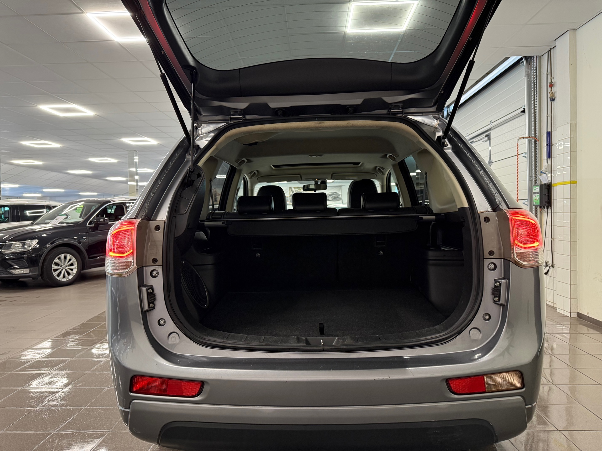 https://www.autokooy.nl//xml/images/45740666-5.JPG
