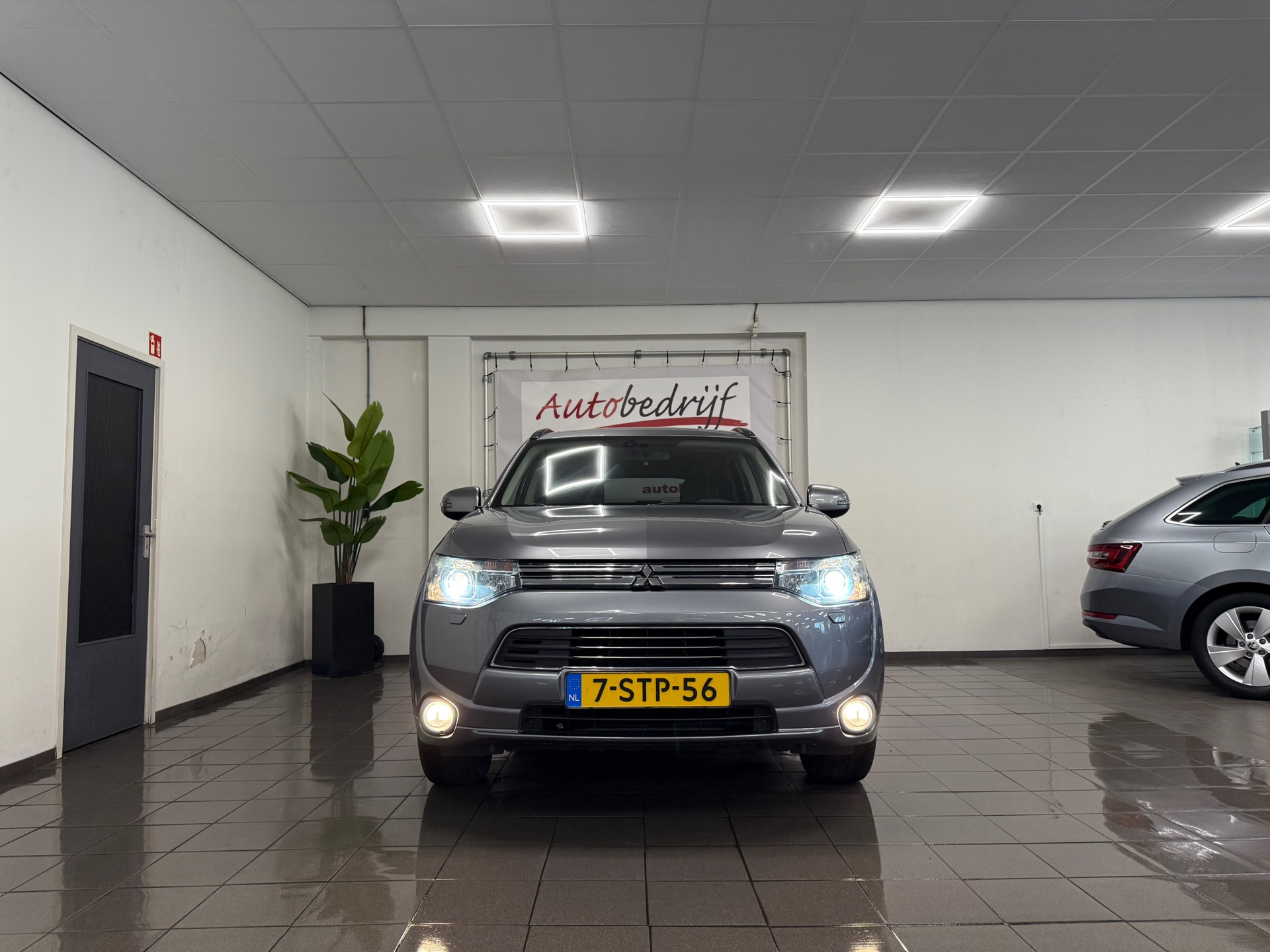 https://www.autokooy.nl//xml/images/45740666-9.JPG