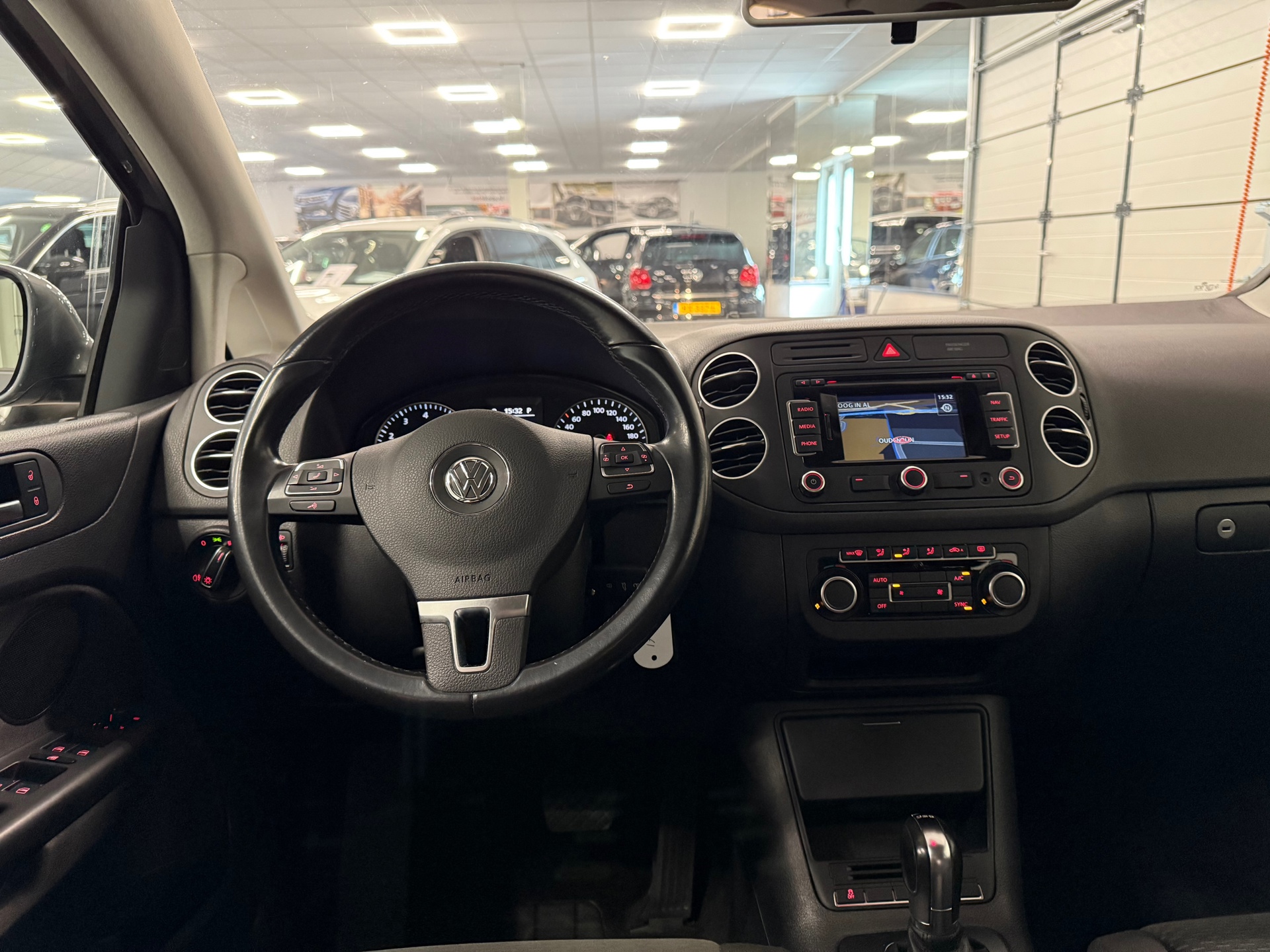 https://www.autokooy.nl//xml/images/45764467-22.JPG